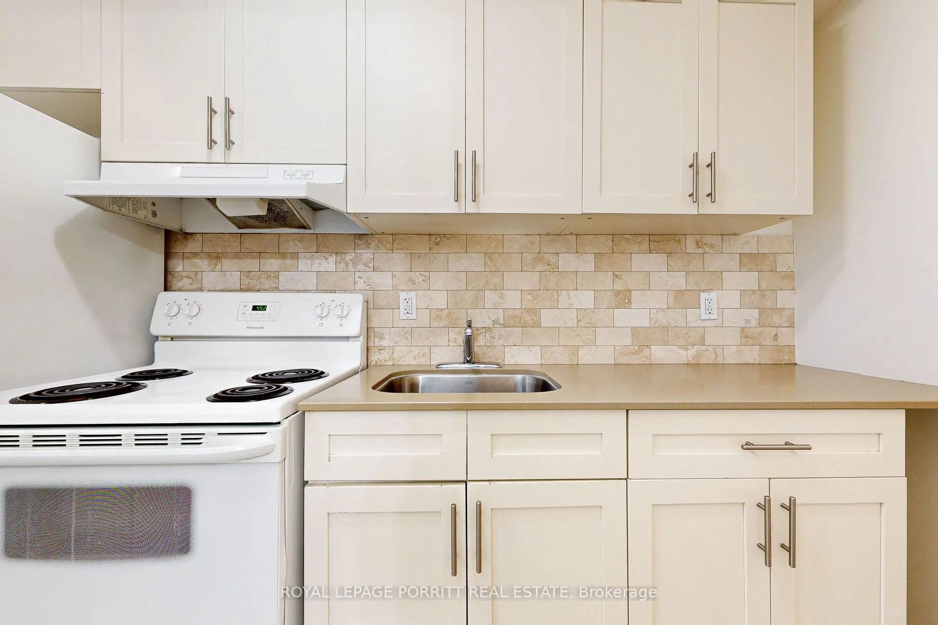 3511 Lake Shore Boulevard W, #5