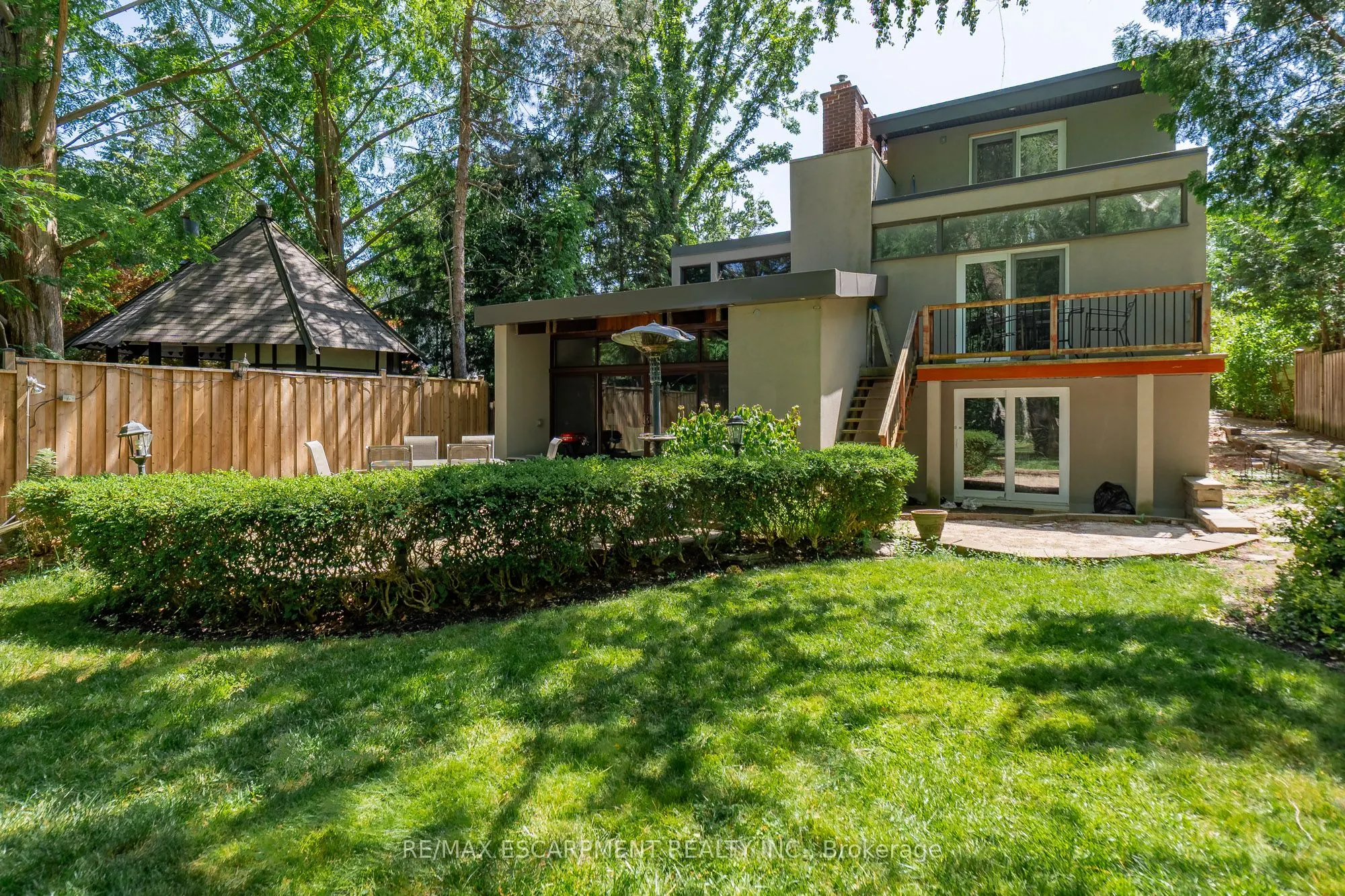 1569 Glenburnie Road