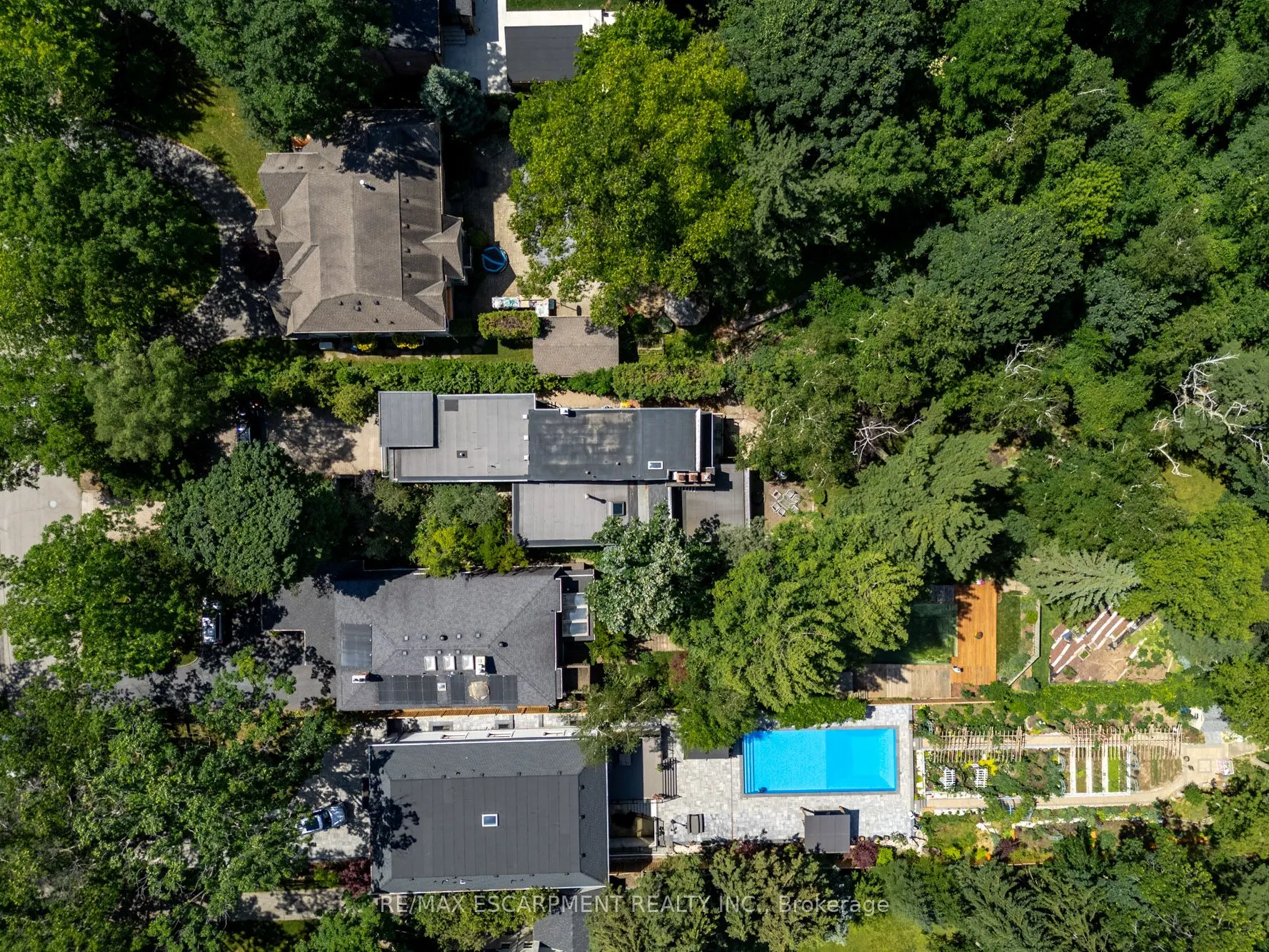 1569 Glenburnie Road