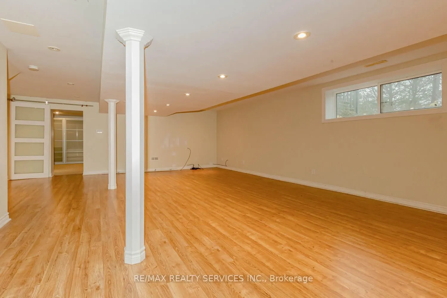 1259 Twin Oaks Dell Drive