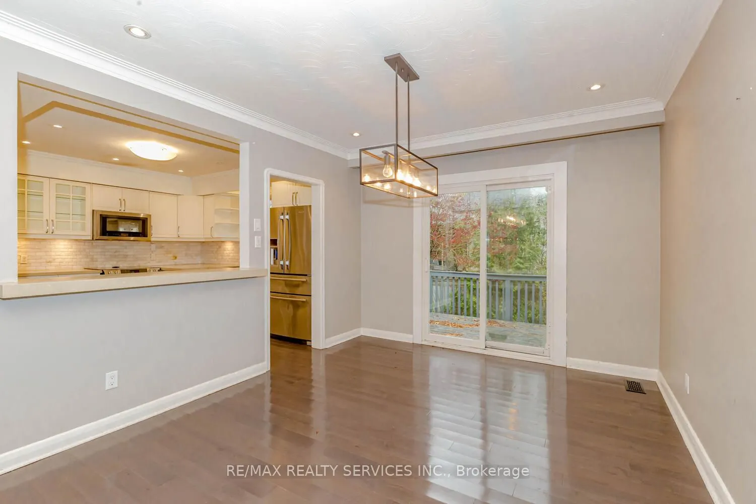 1259 Twin Oaks Dell Drive