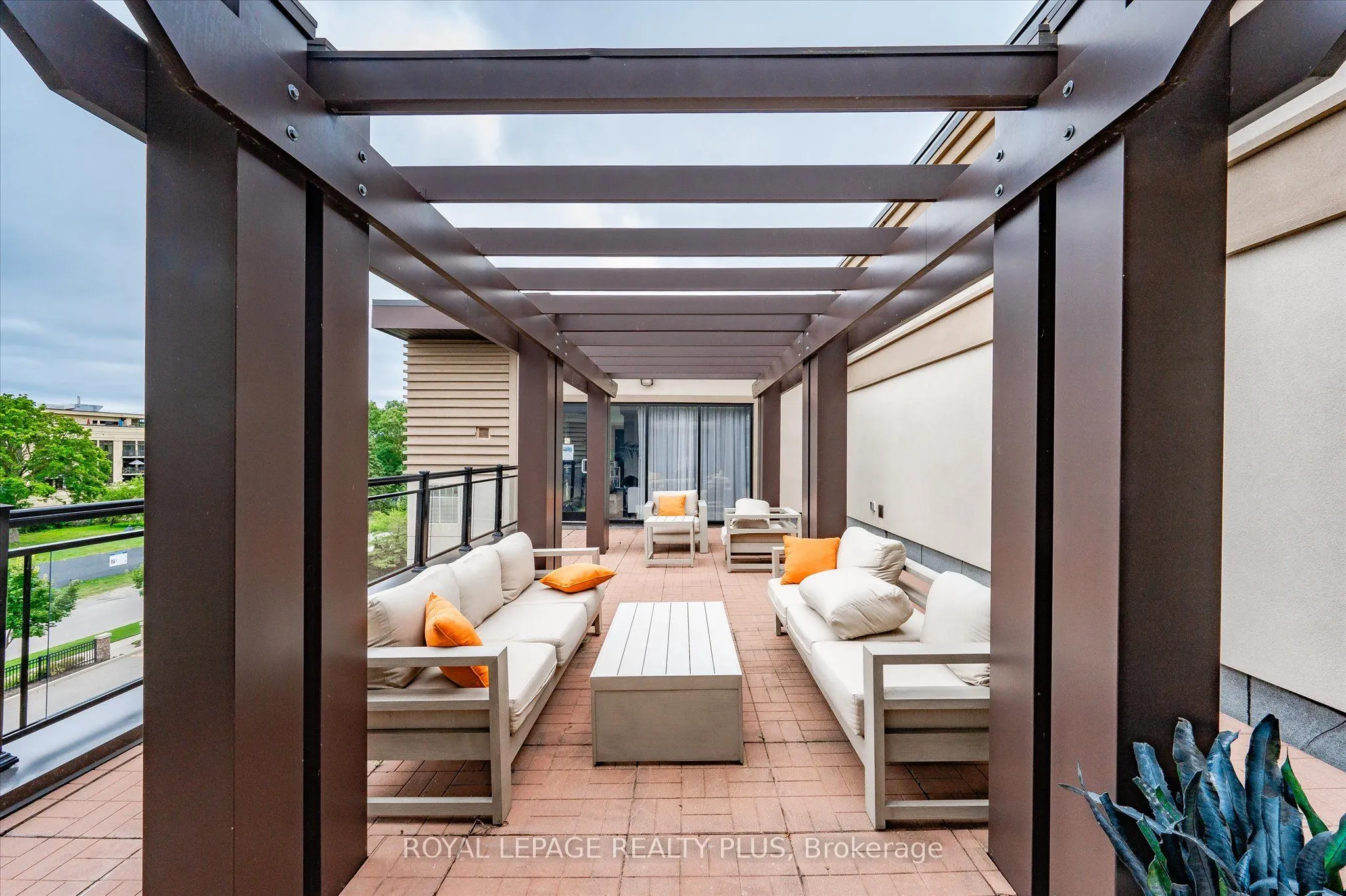 128 Garden Drive #211