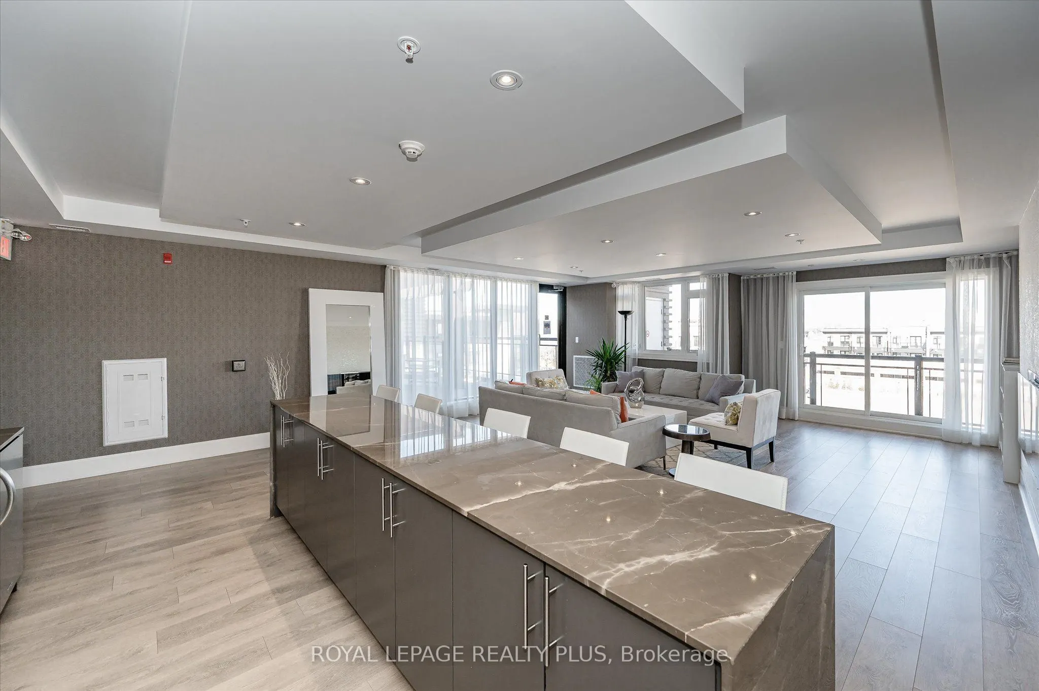128 Garden Drive #211