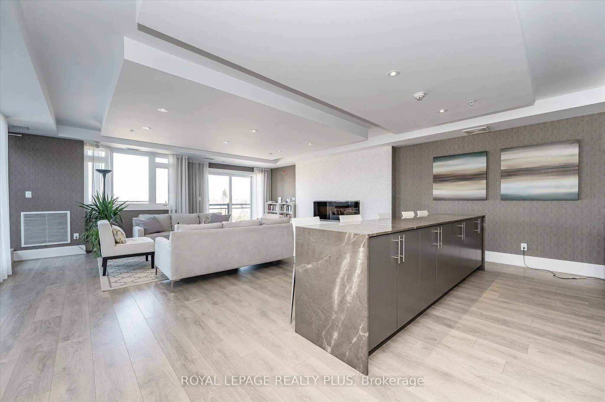128 Garden Drive #211