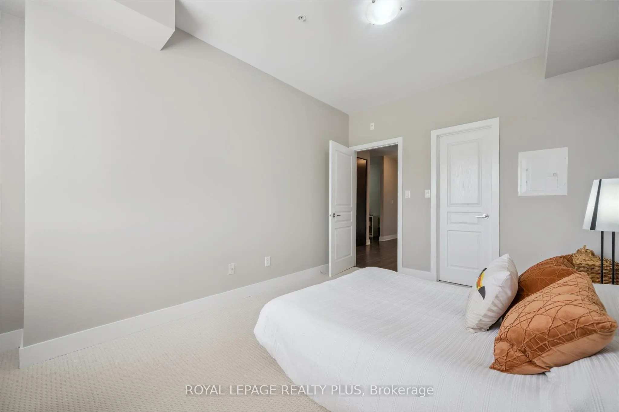 128 Garden Drive #211