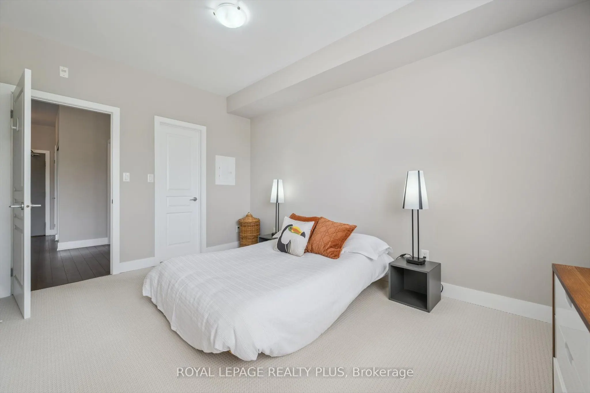 128 Garden Drive #211