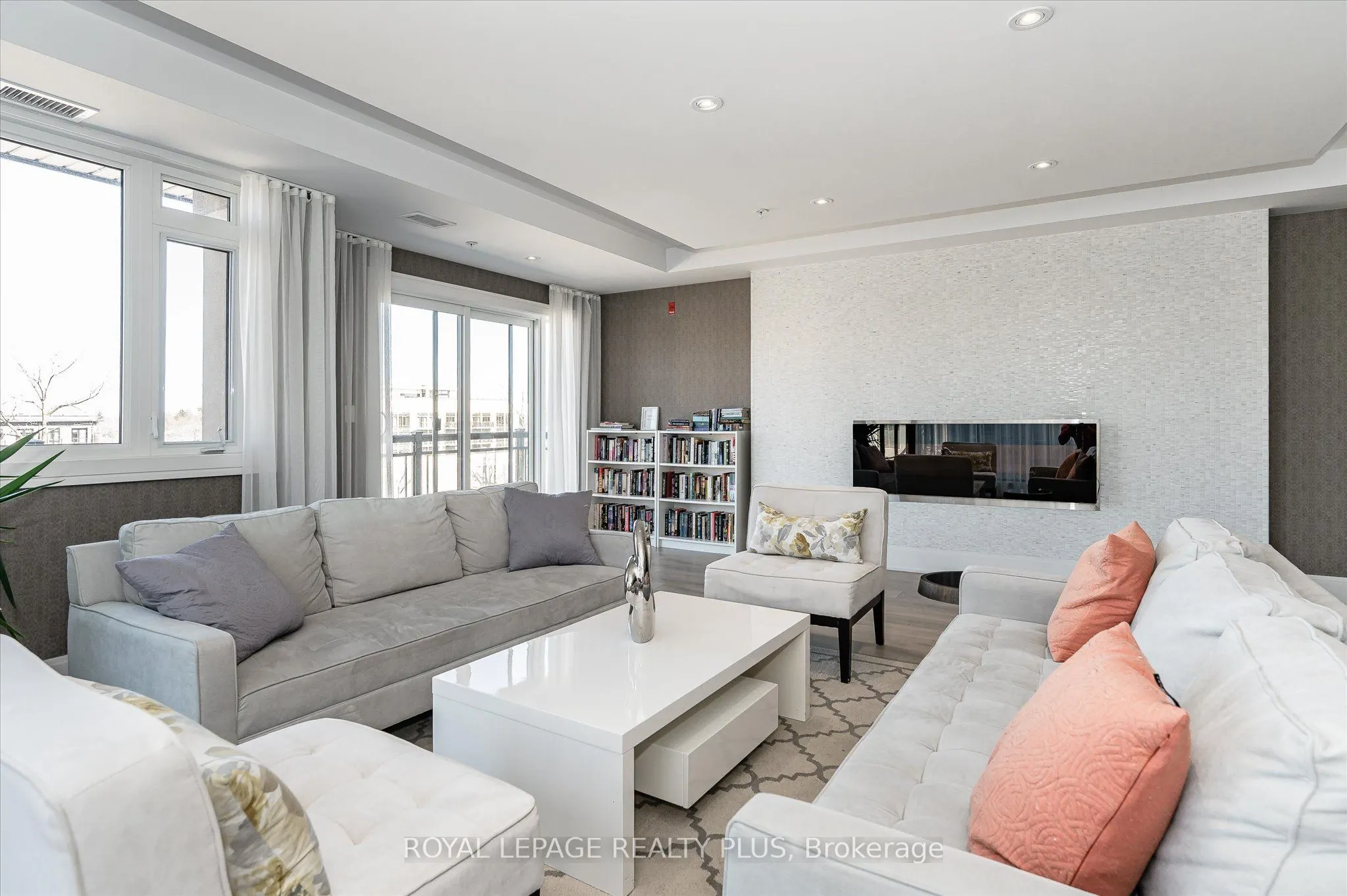 128 Garden Drive #211