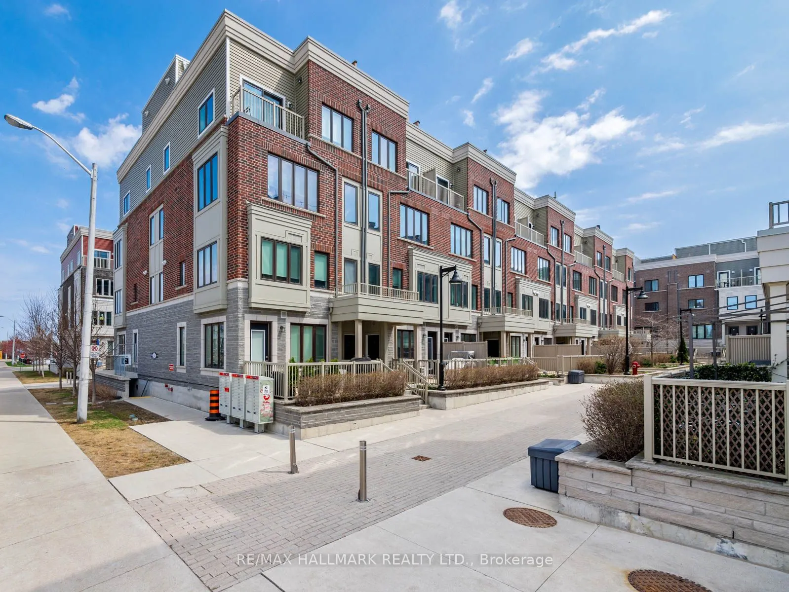 85 Eastwood Park Gardens, #3