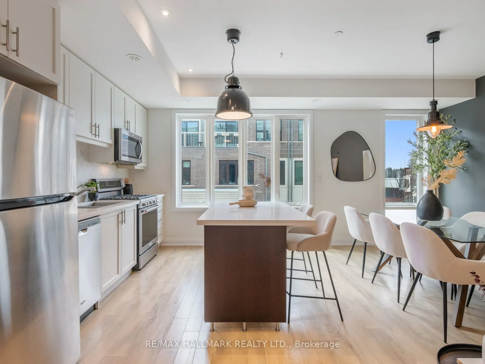 85 Eastwood Park Gardens, #3