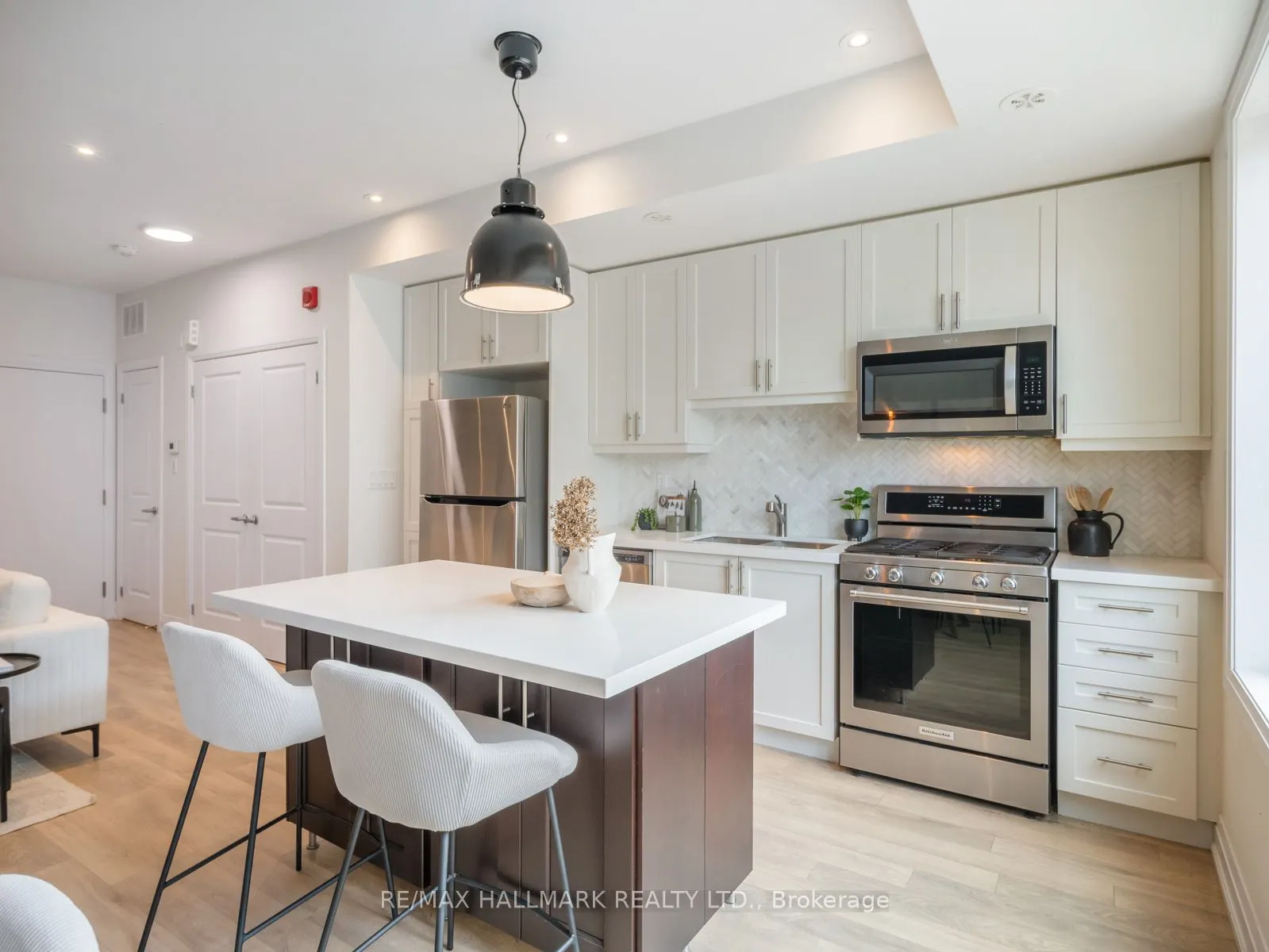 85 Eastwood Park Gardens, #3