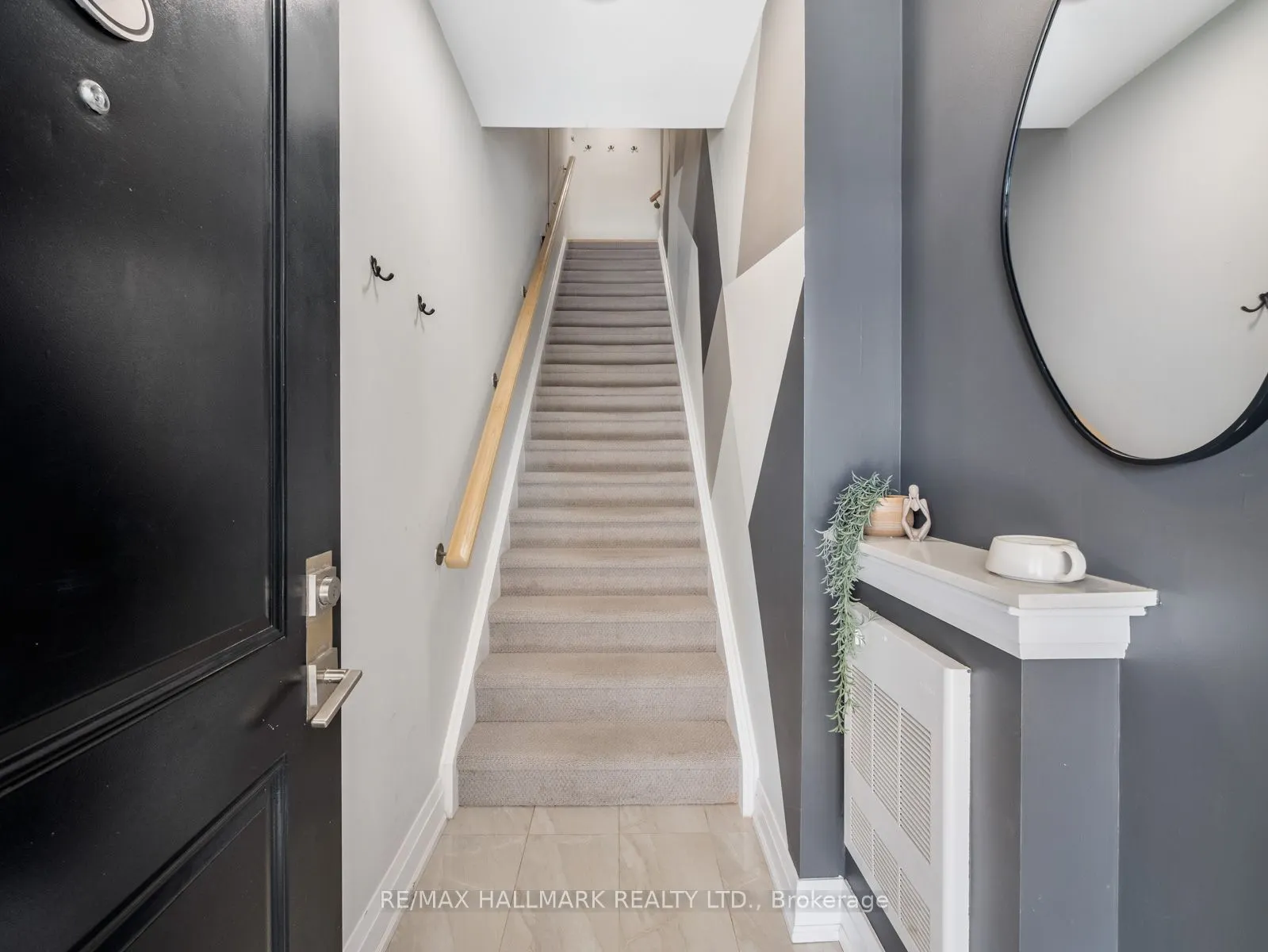 85 Eastwood Park Gardens, #3