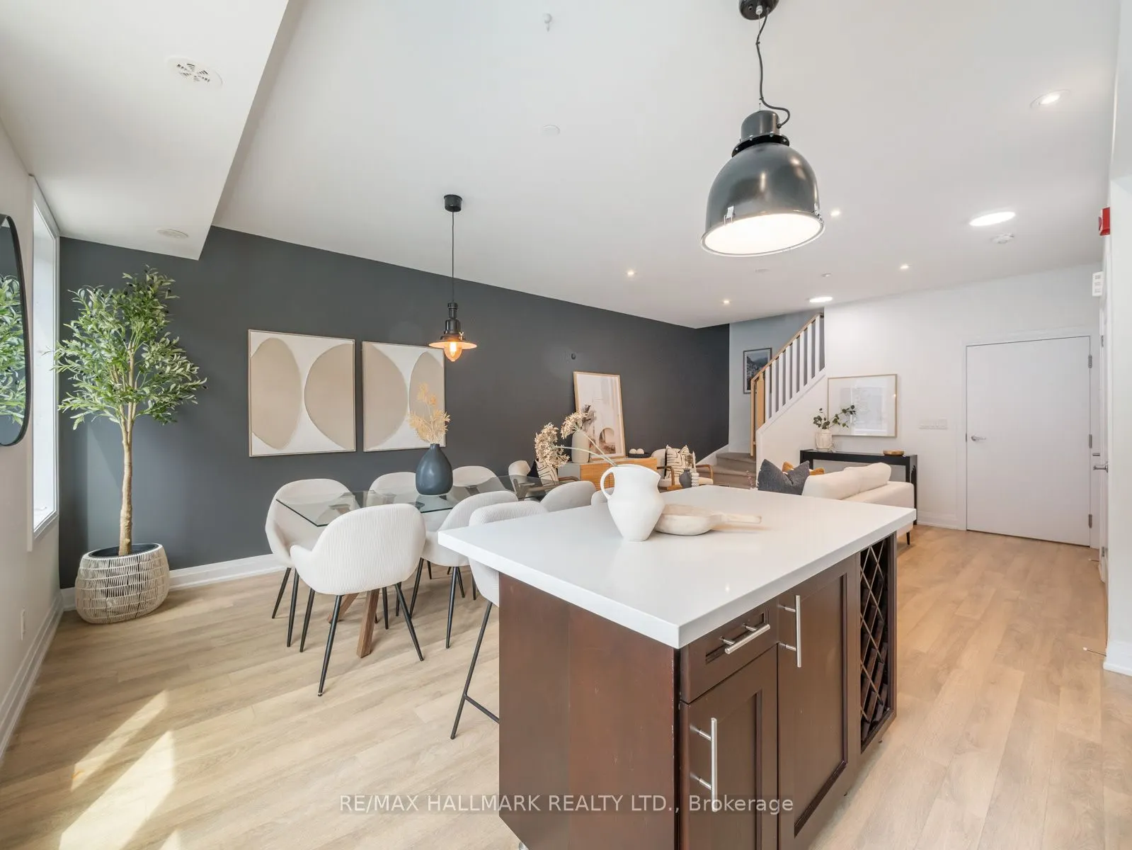 85 Eastwood Park Gardens, #3