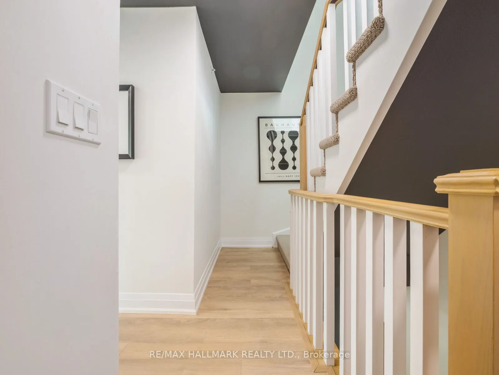 85 Eastwood Park Gardens, #3