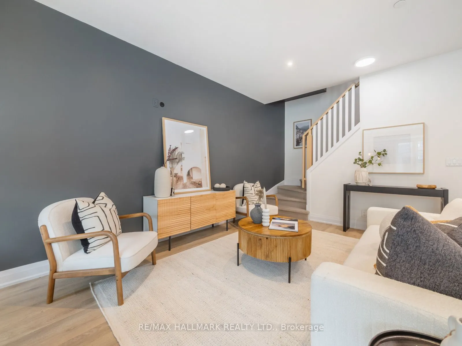 85 Eastwood Park Gardens, #3