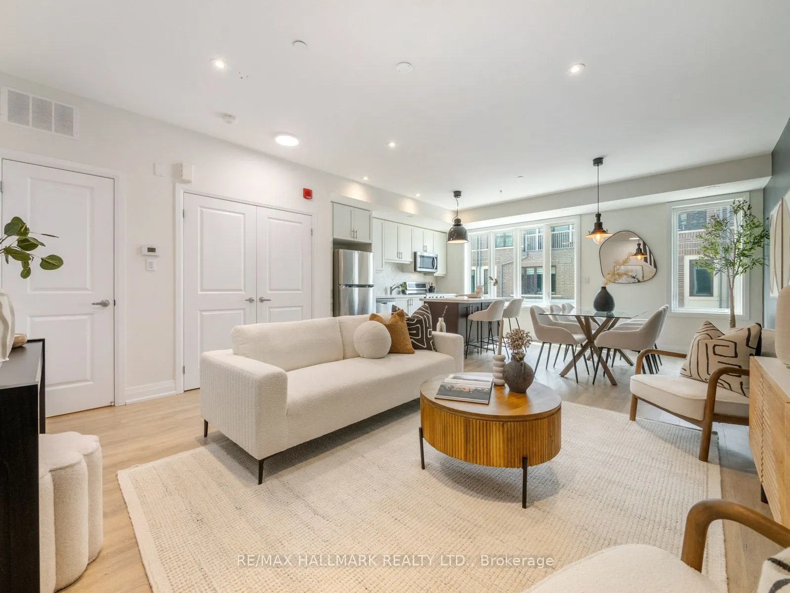 85 Eastwood Park Gardens, #3