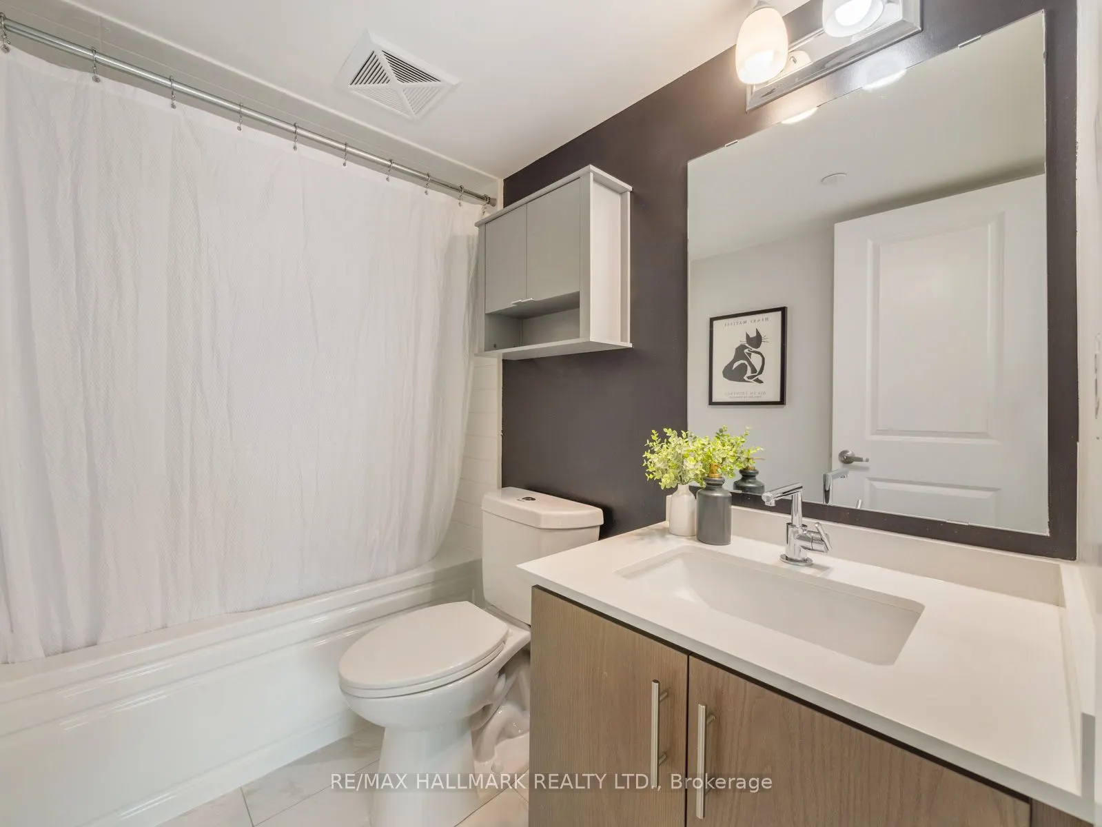 85 Eastwood Park Gardens, #3
