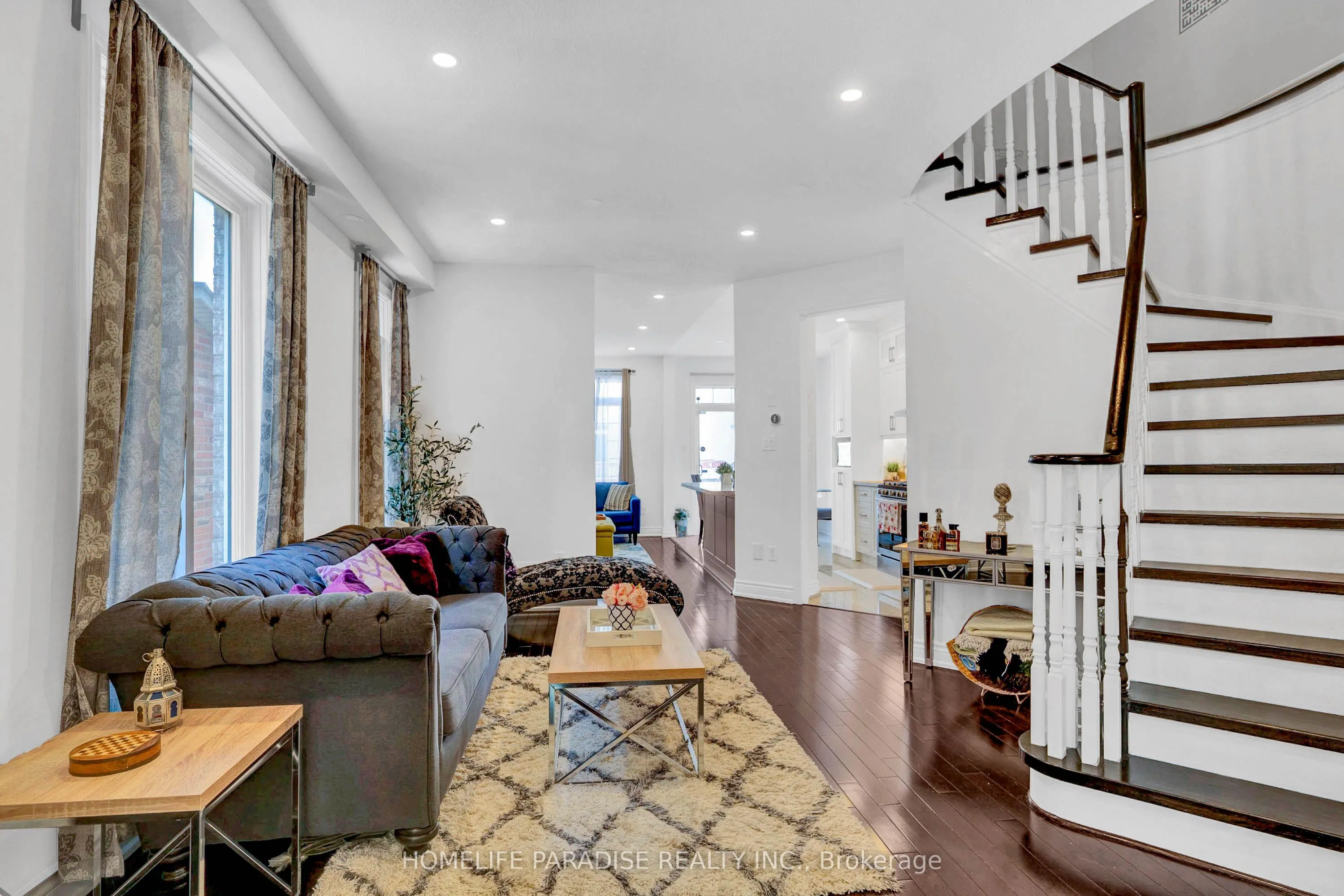 33 Silent Pond Crescent