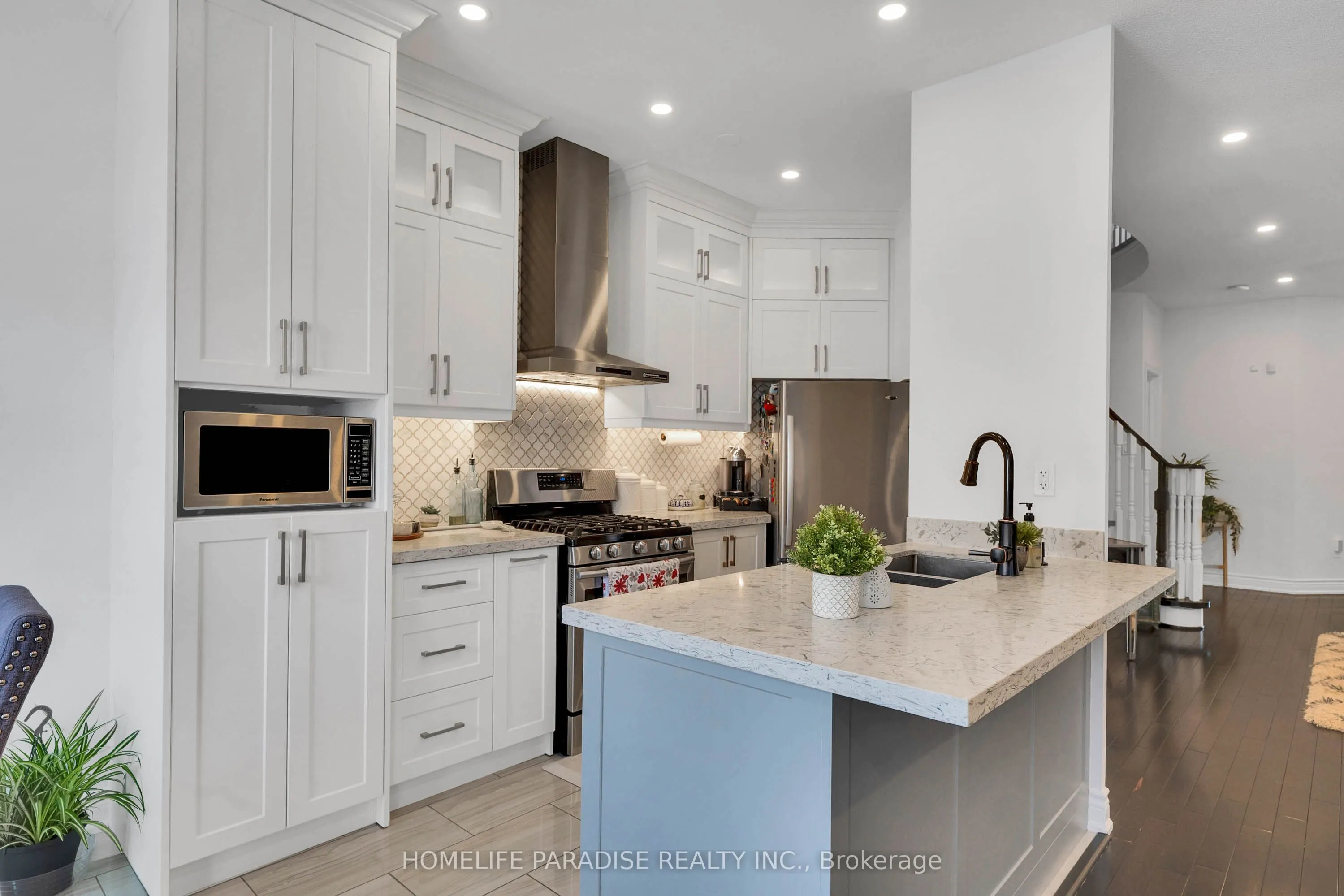 33 Silent Pond Crescent