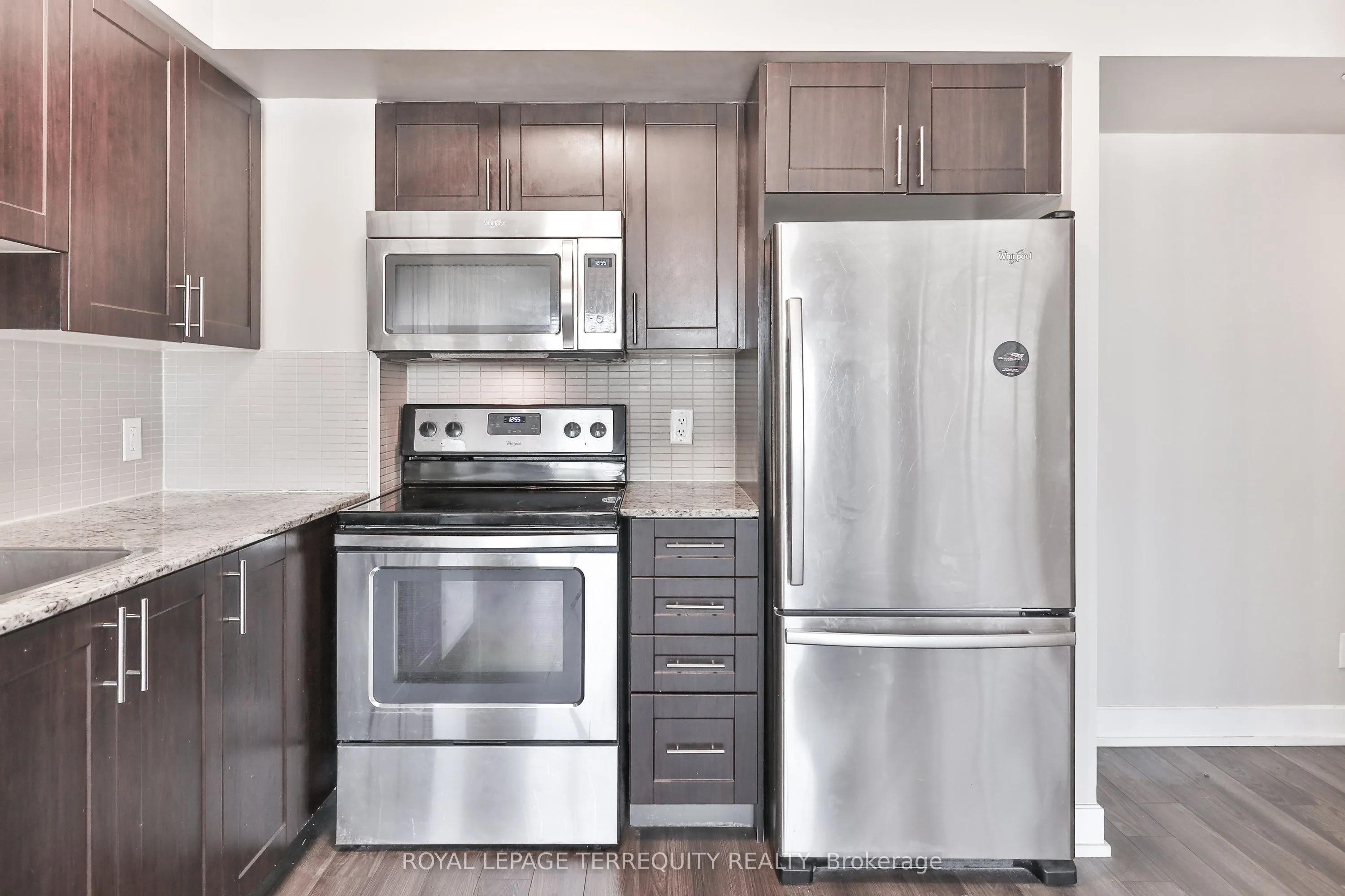 2 Eva Road, #424