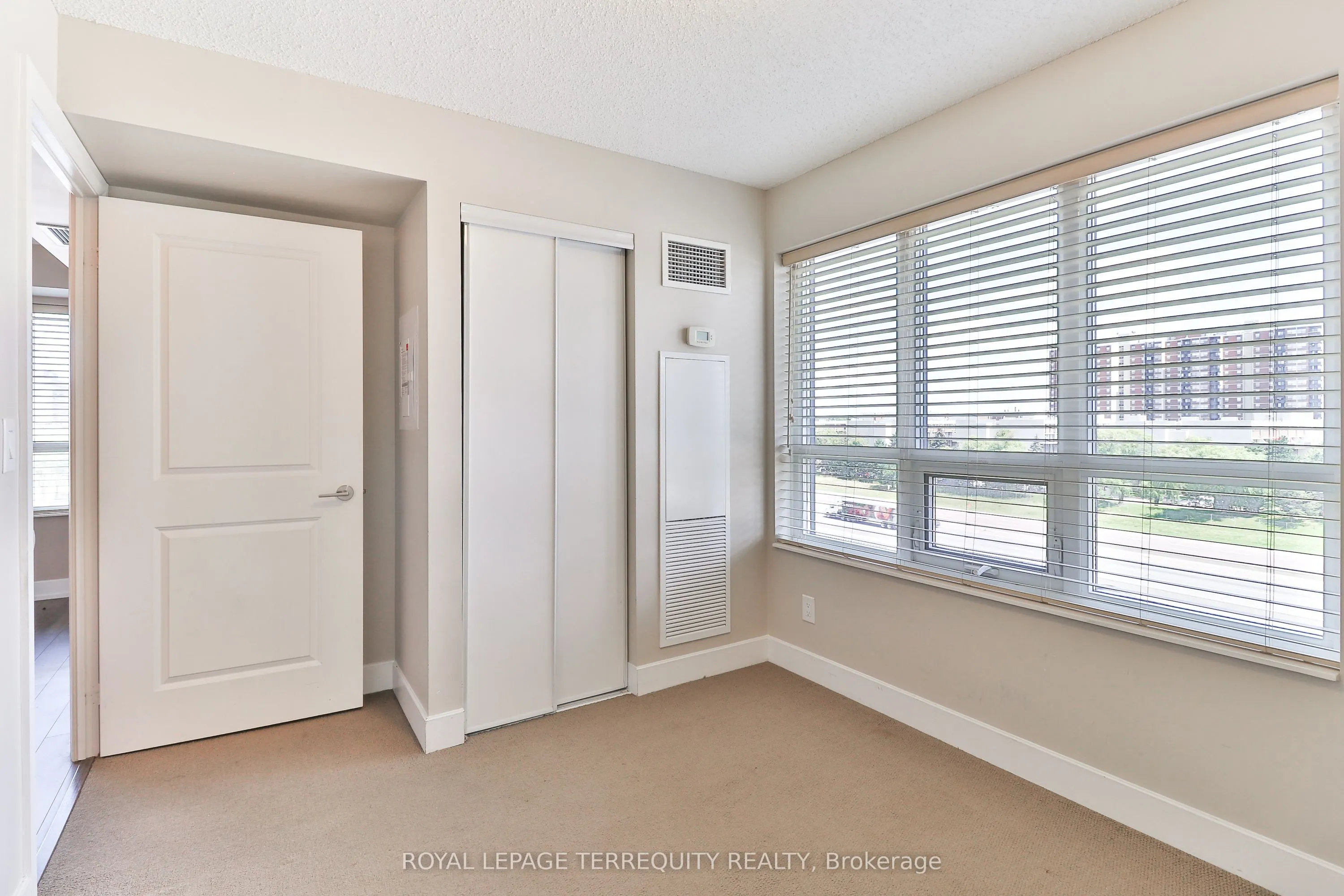 2 Eva Road, #424
