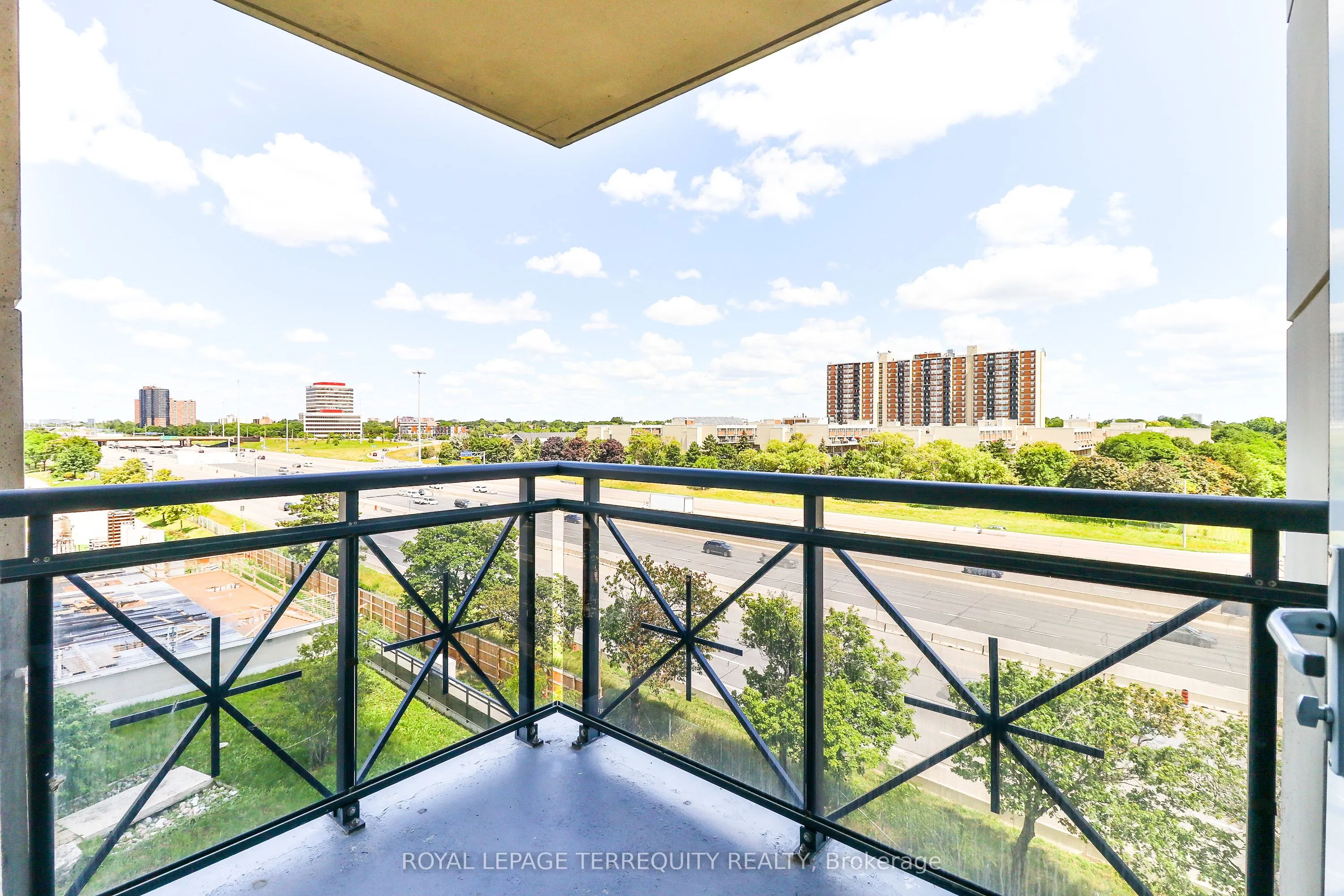 2 Eva Road, #424