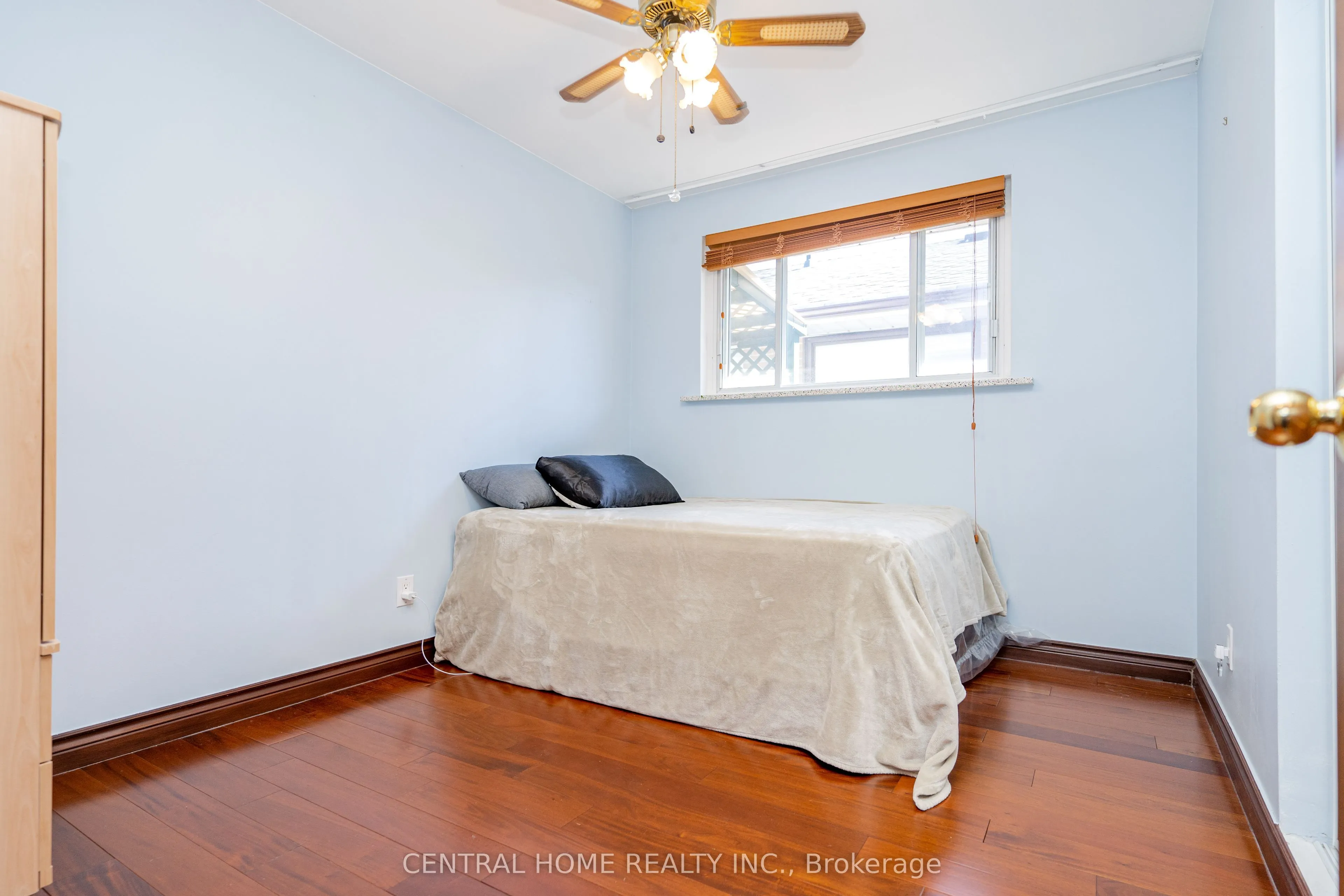 20 Bridgenorth Crescent