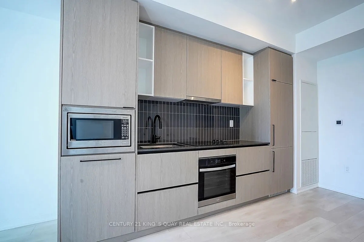 10 Graphophone Grove, #1408