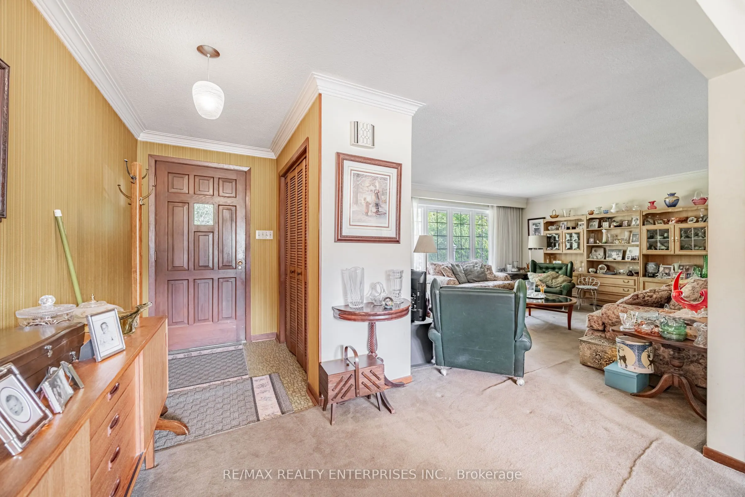 2739 Embleton Road