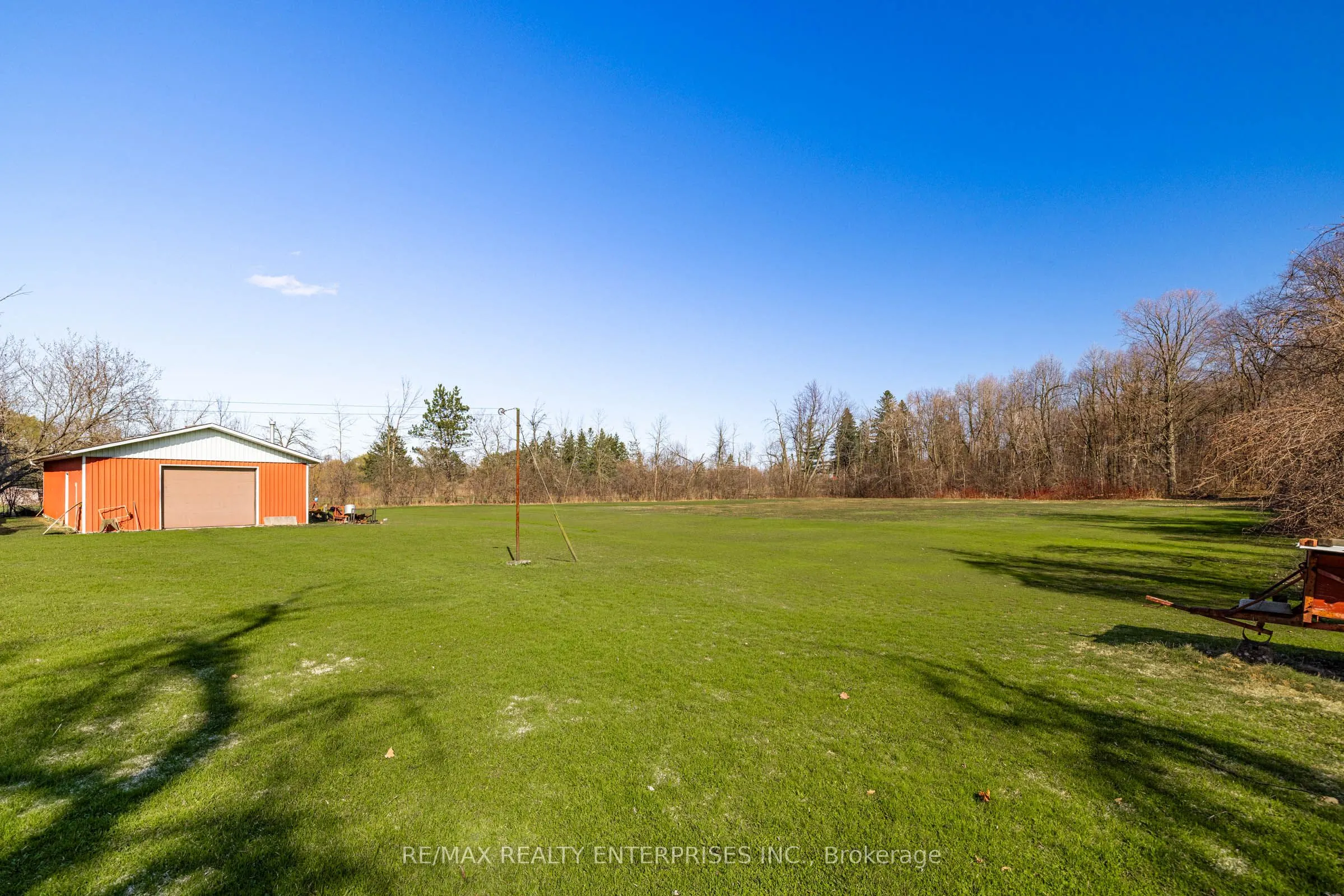2739 Embleton Road