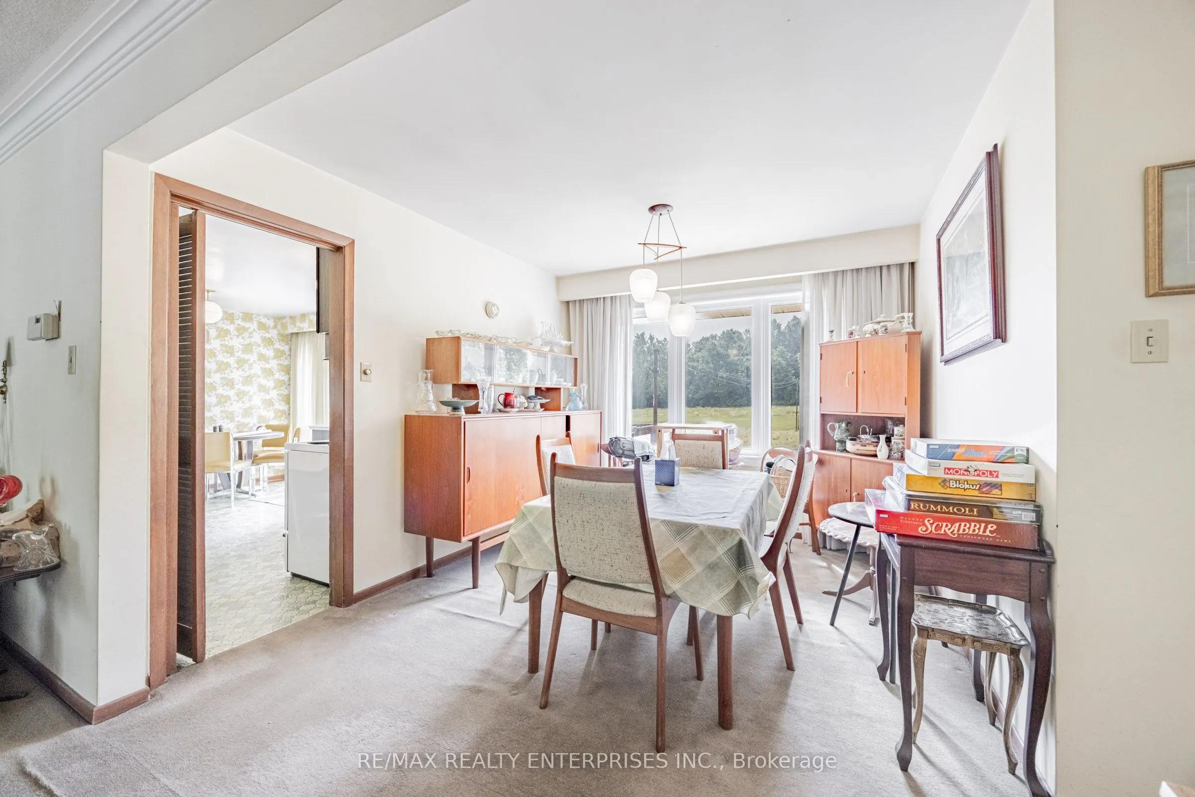 2739 Embleton Road