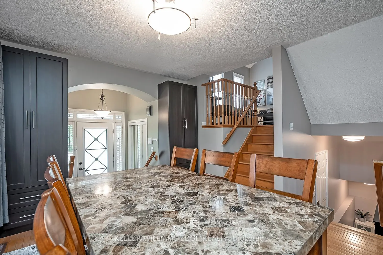 5586 Churchill Meadows Boulevard