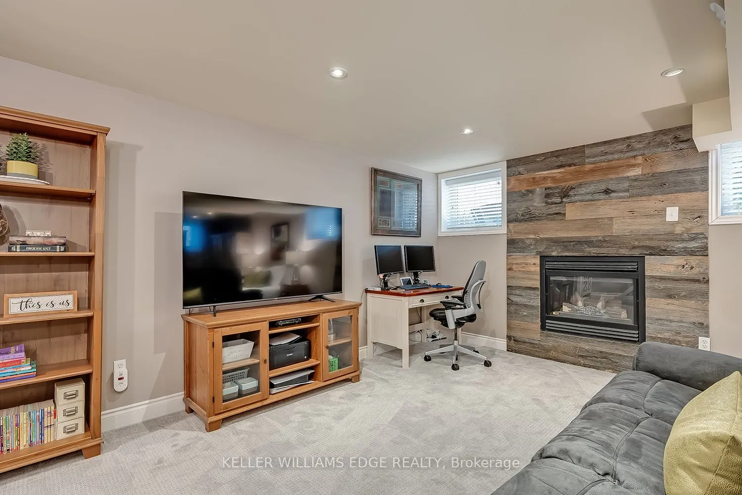 5586 Churchill Meadows Boulevard