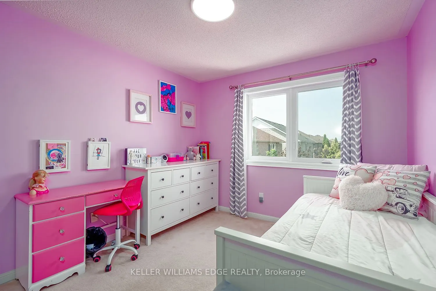 5586 Churchill Meadows Boulevard