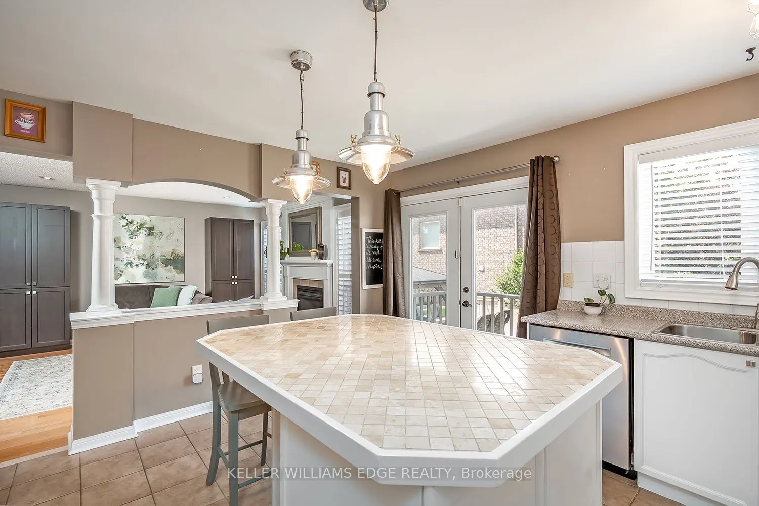 5586 Churchill Meadows Boulevard