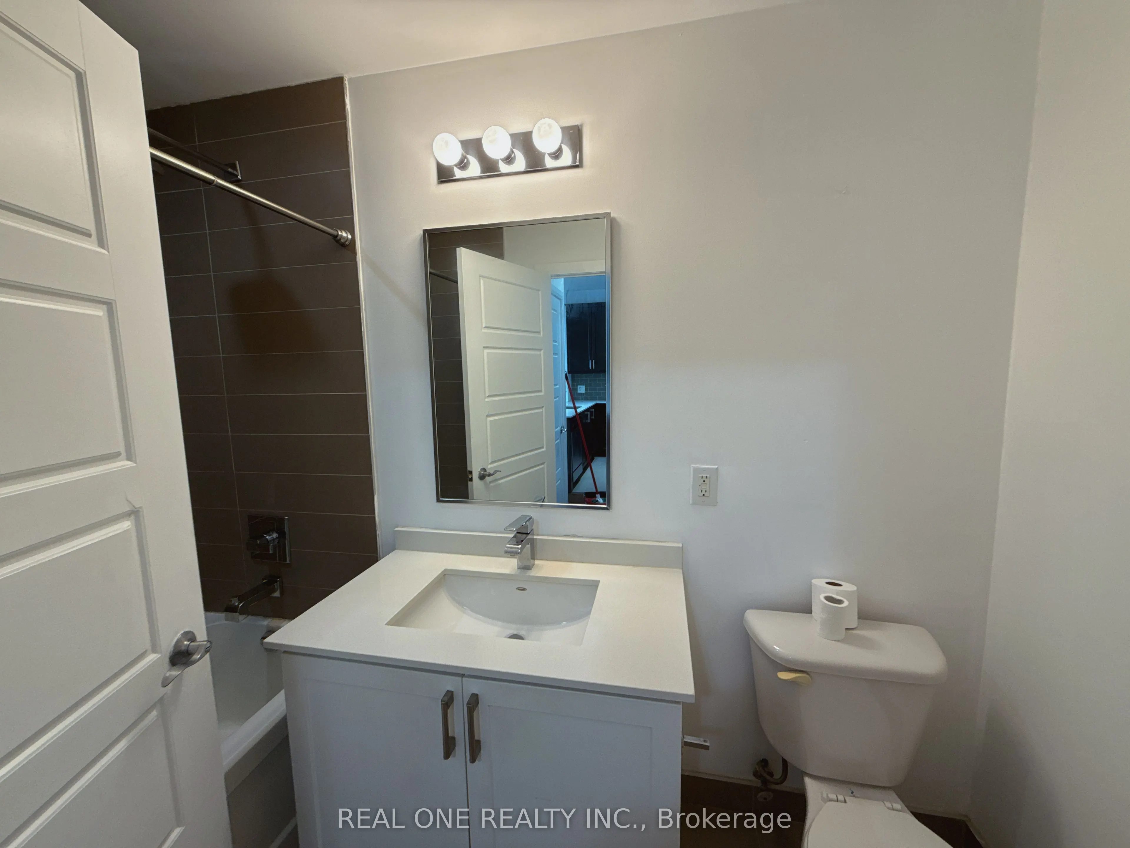 2470 Prince Michael Drive, #608