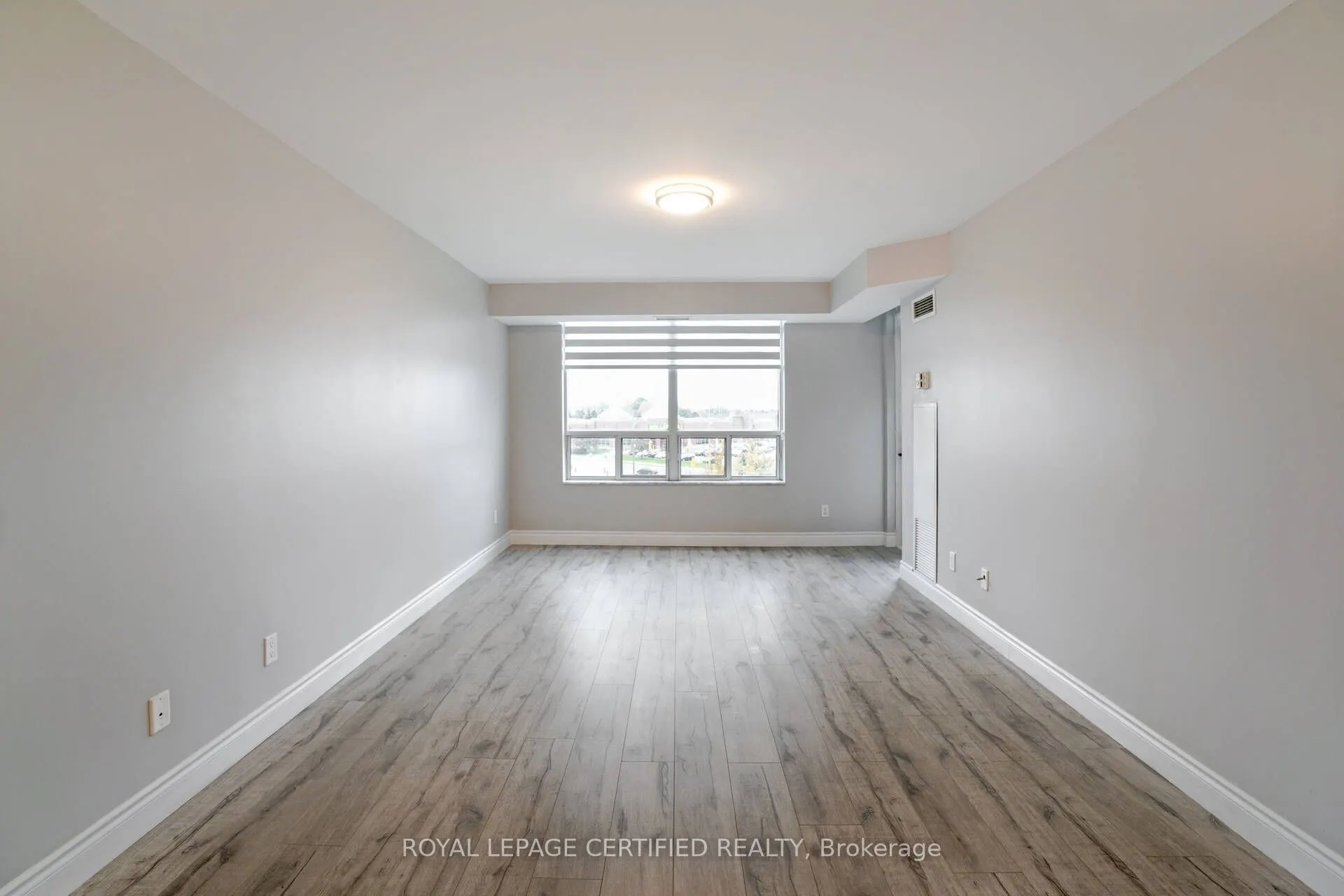 35 Kingsbridge Garden Circle, #506