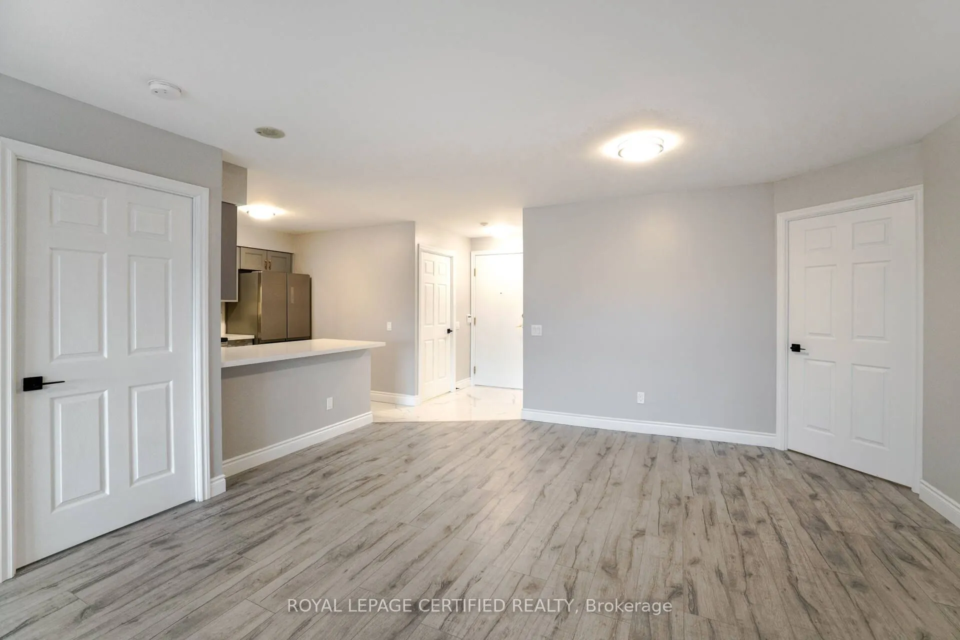 35 Kingsbridge Garden Circle, #506