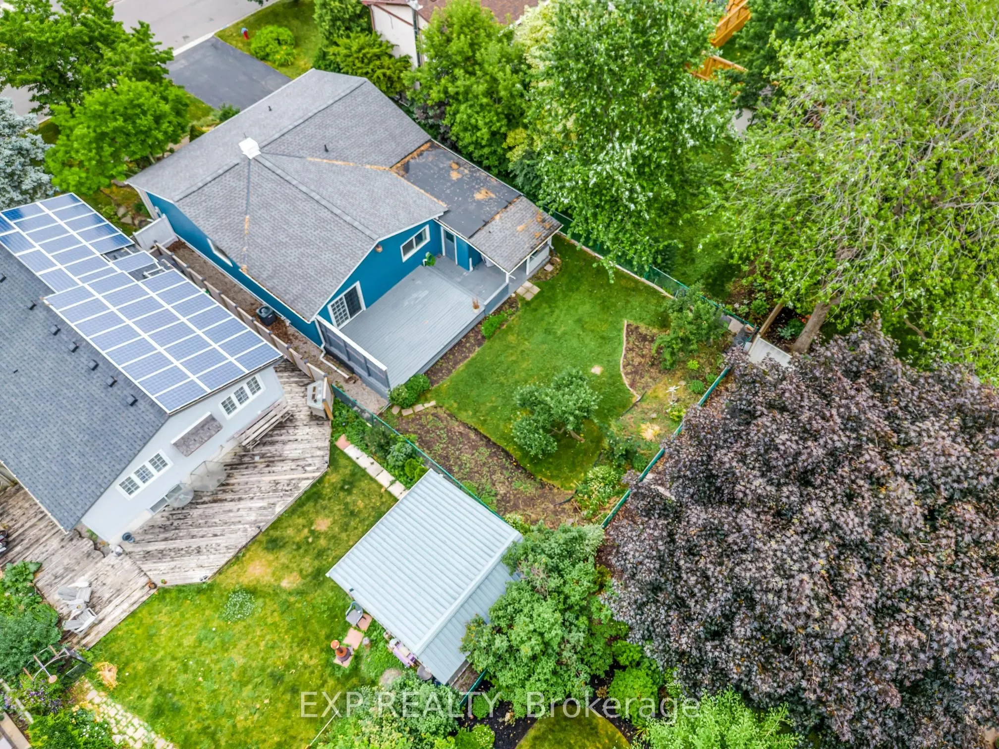 653 Elliott Crescent