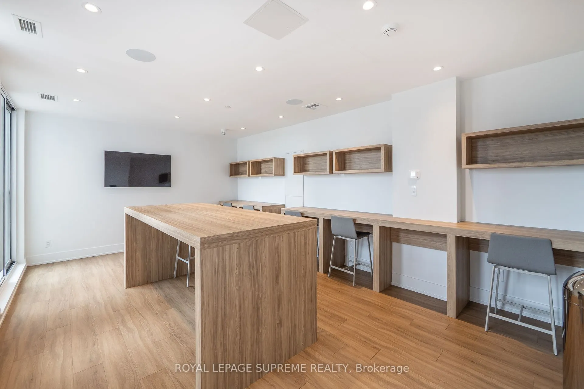 3100 Keele Street, #925