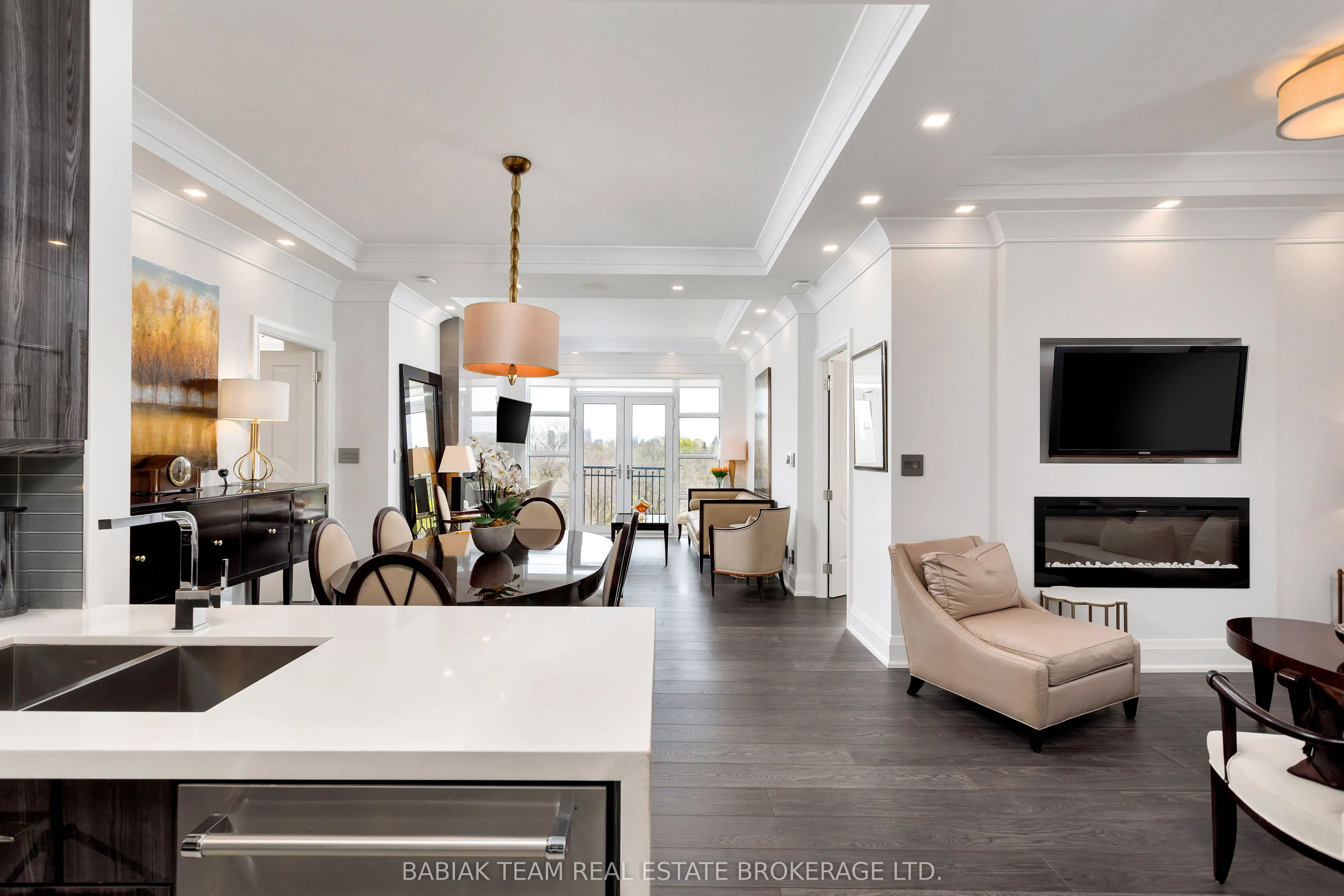 2855 Bloor Street W, #708