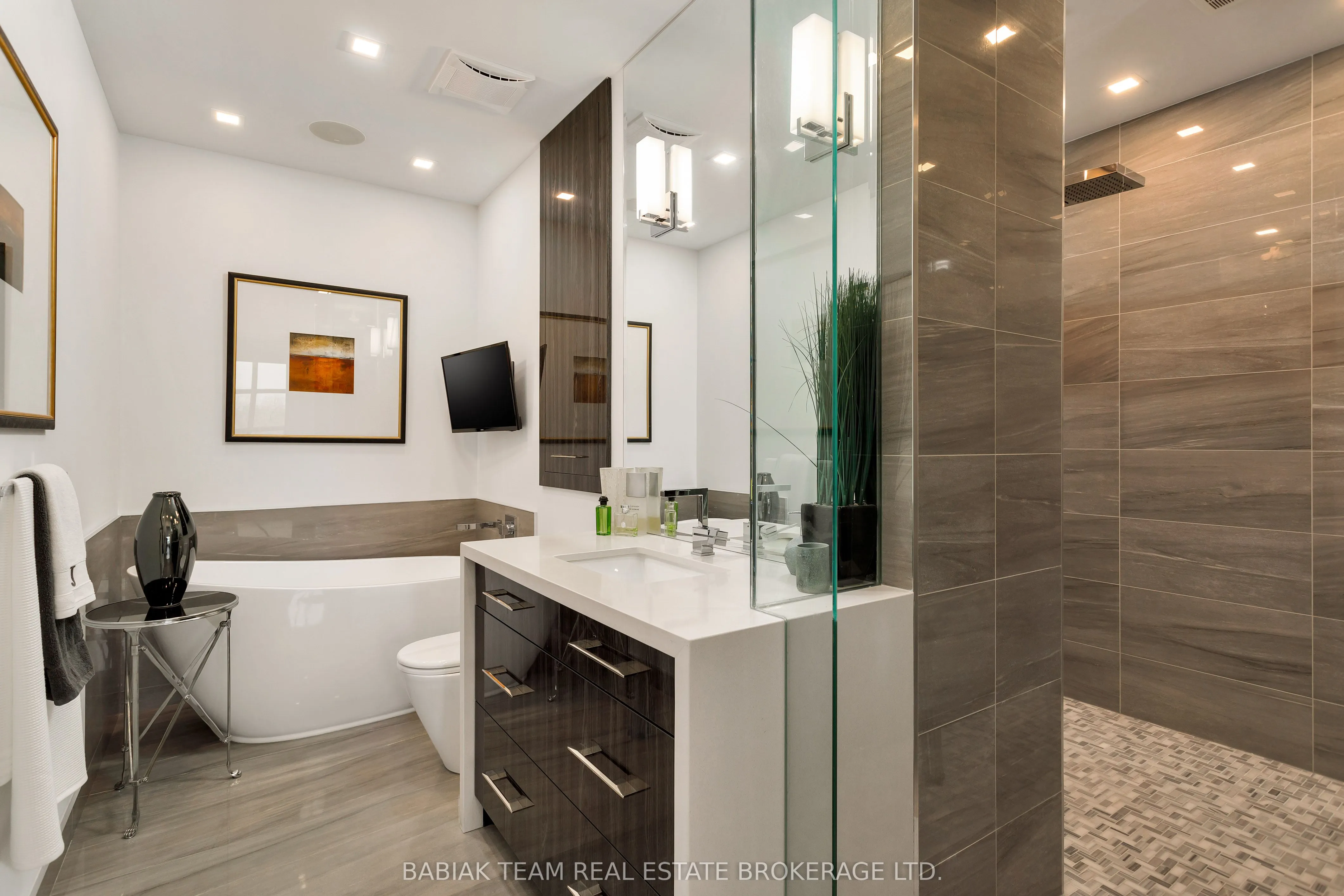 2855 Bloor Street W, #708