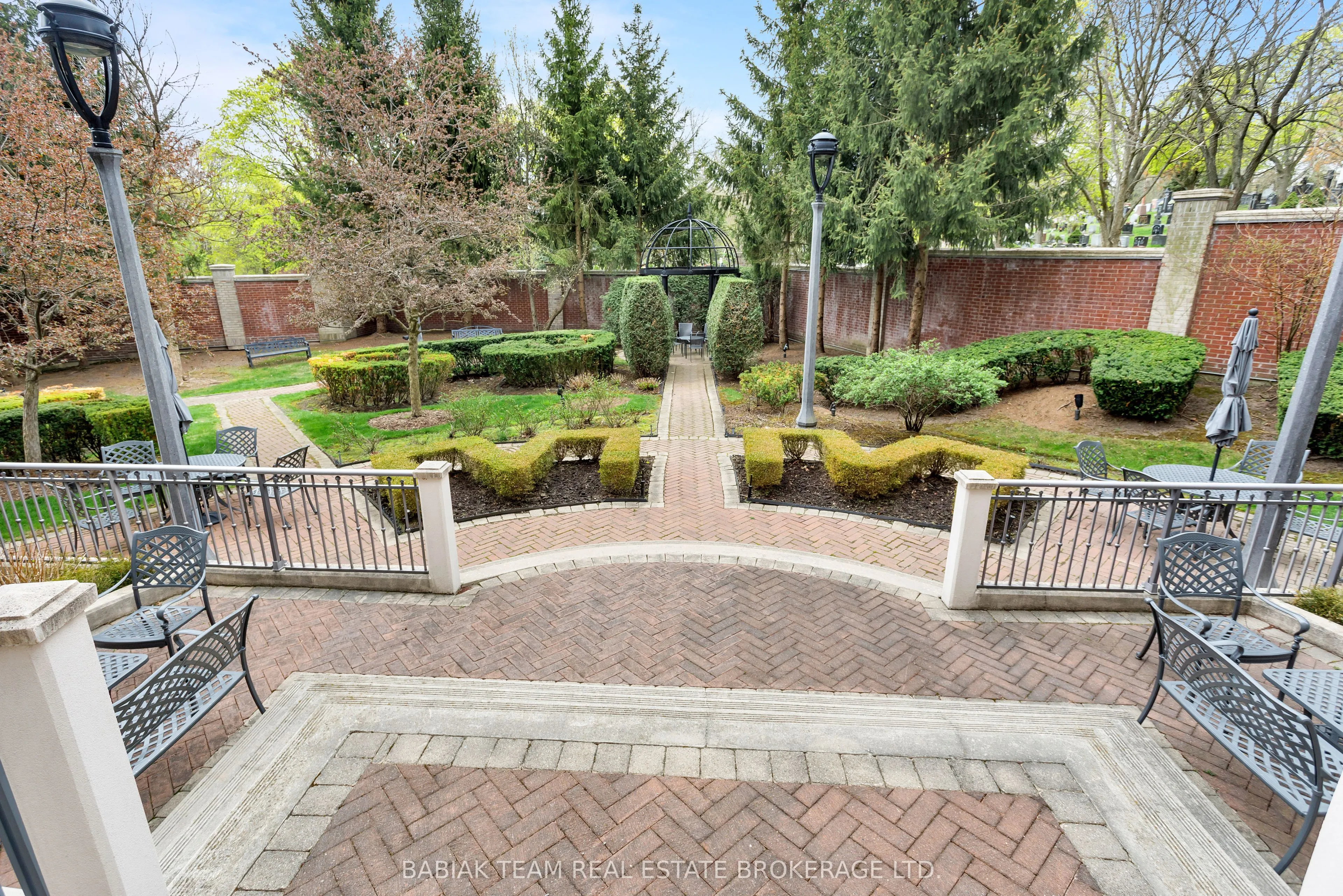2855 Bloor Street W, #708