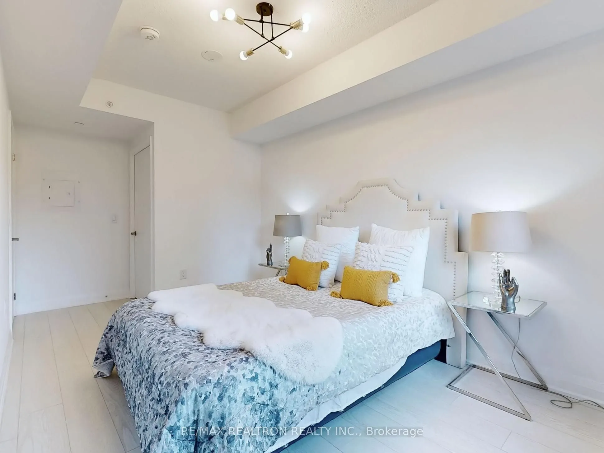 26 Gibbs Road, #431