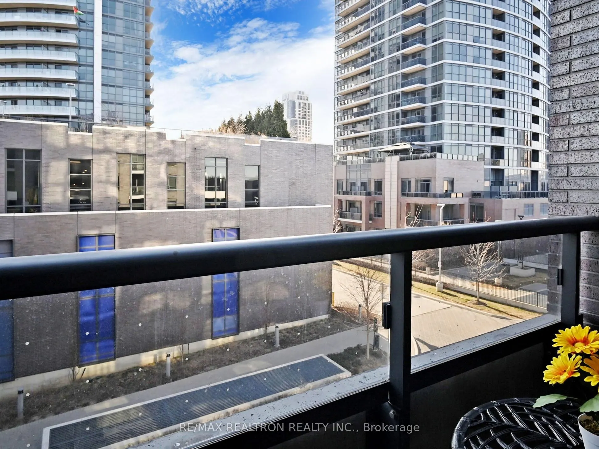 26 Gibbs Road, #431