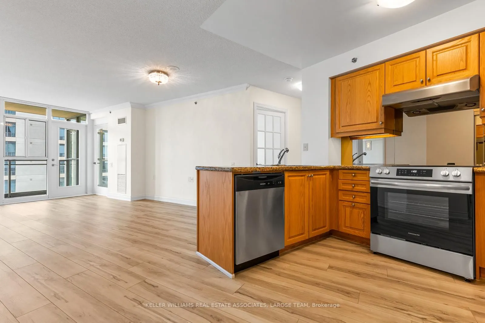 3 Marine Parade Drive, #1504