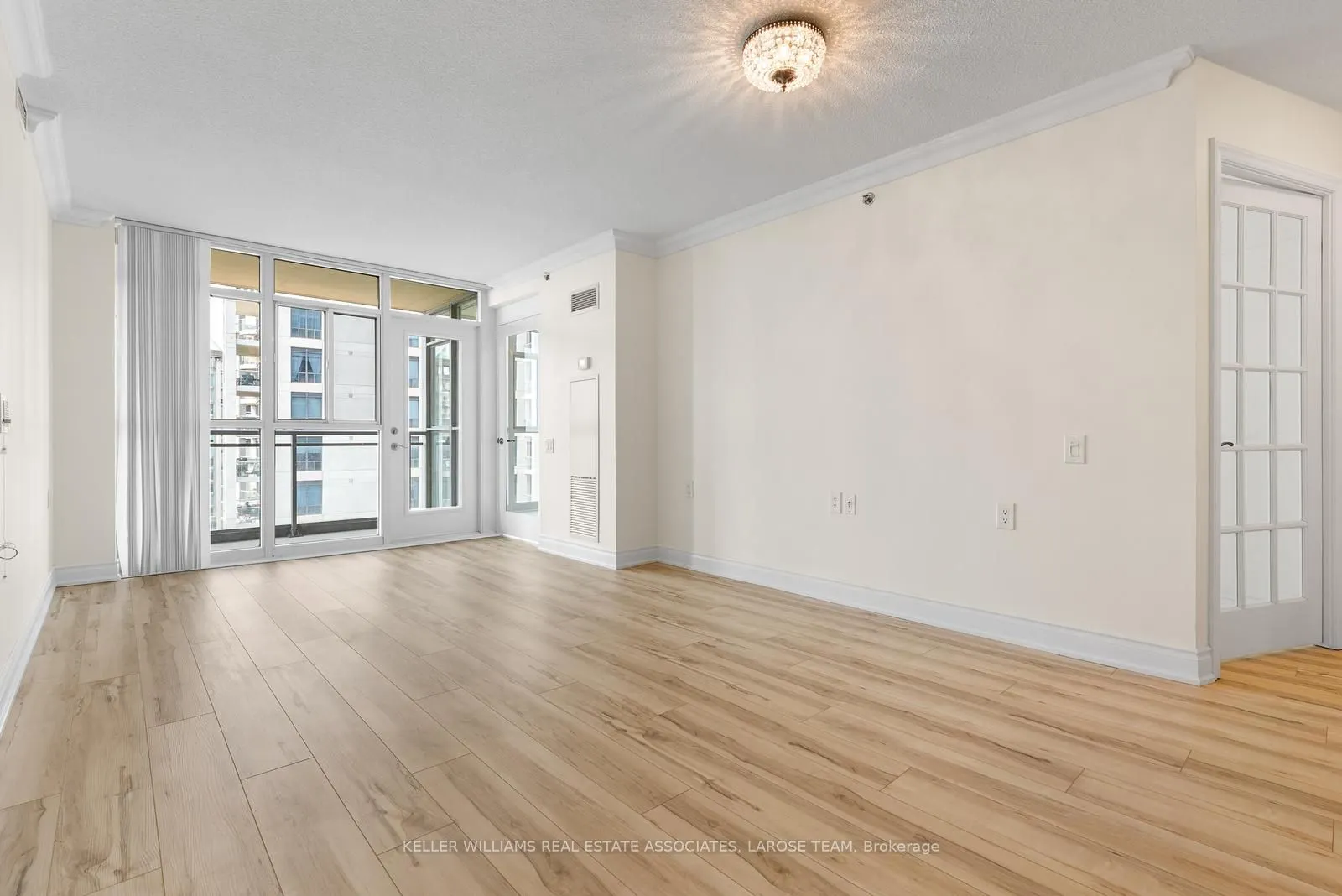 3 Marine Parade Drive, #1504