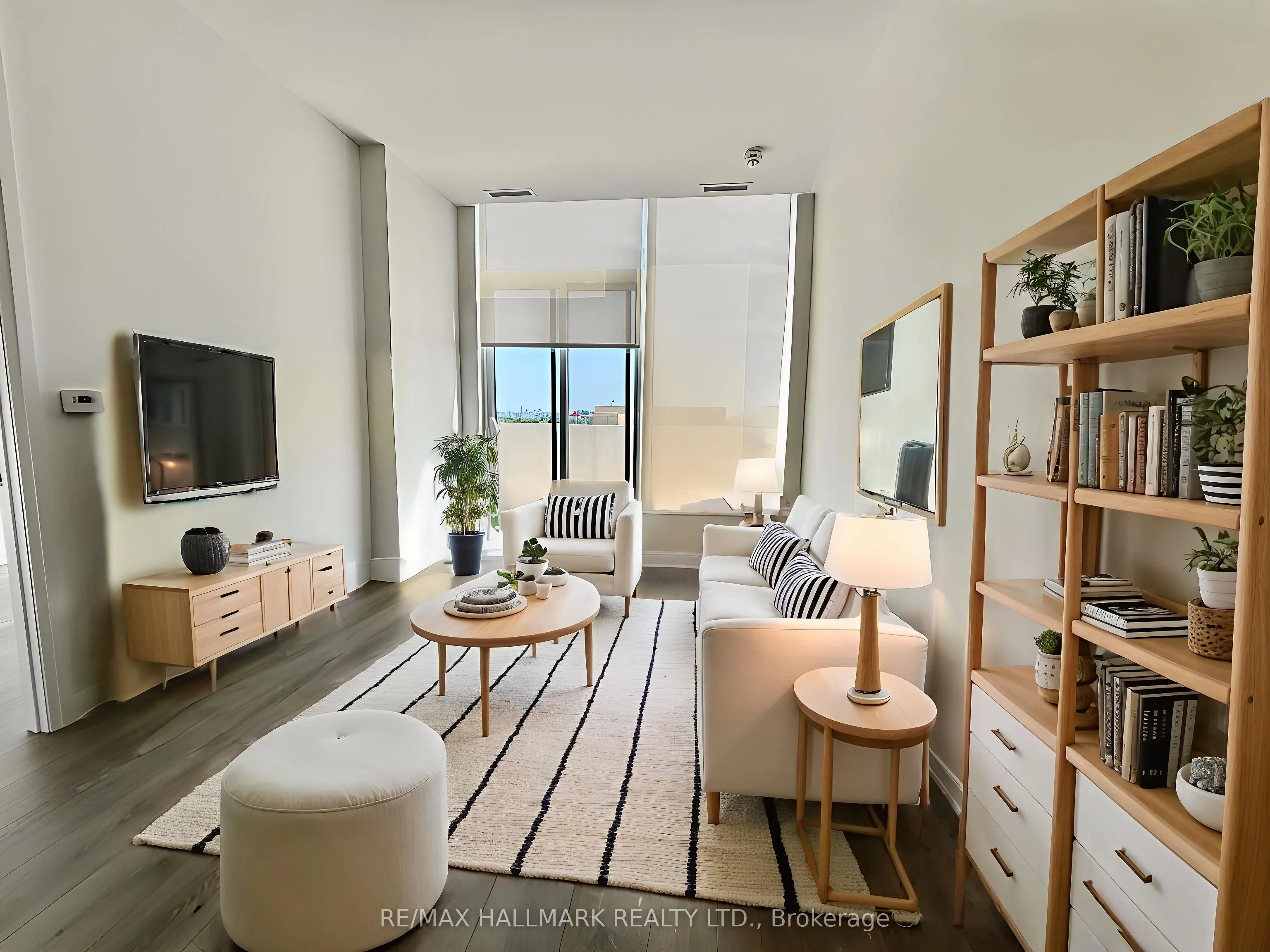 4208 Dundas Street W, #803