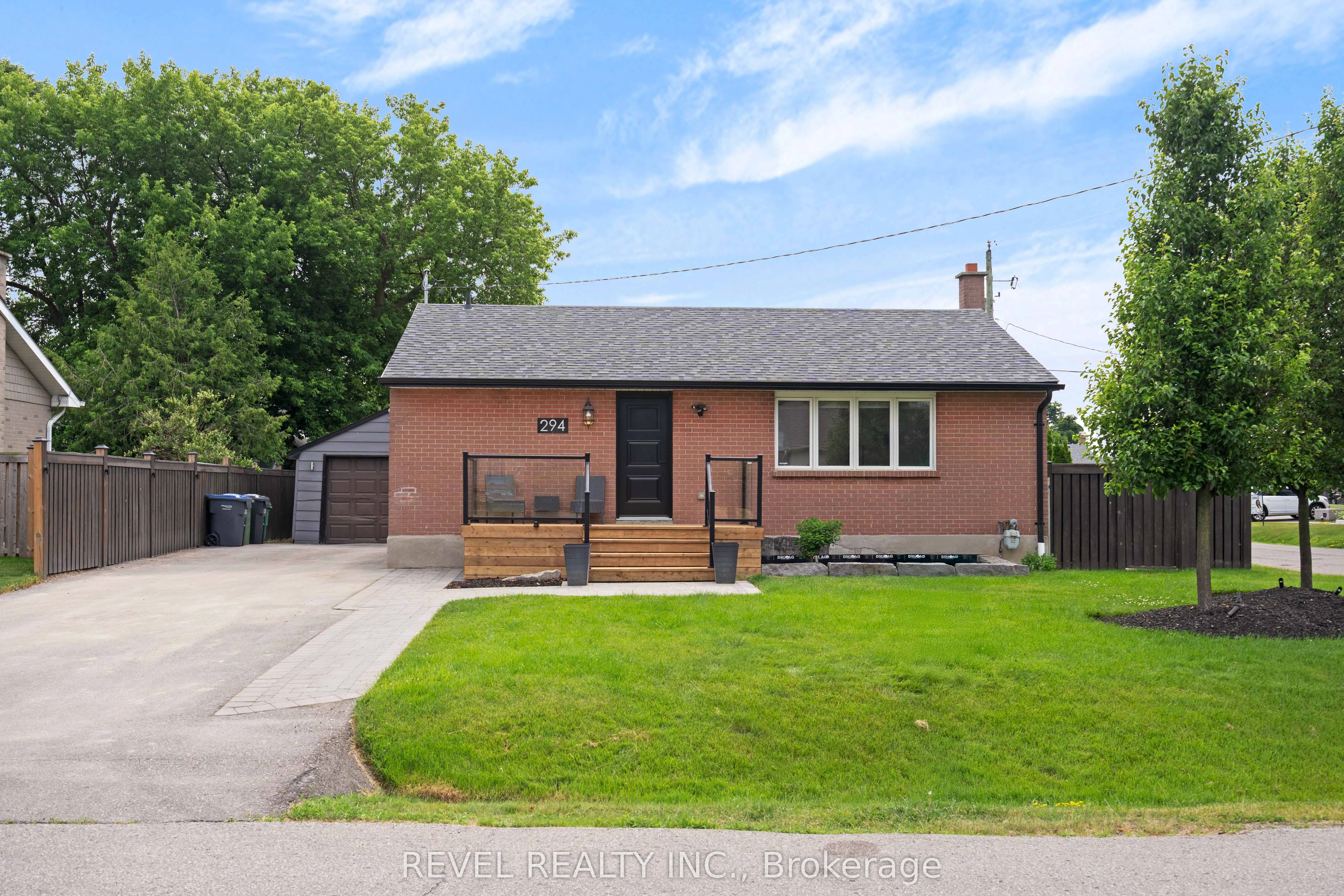 294 Henderson Street