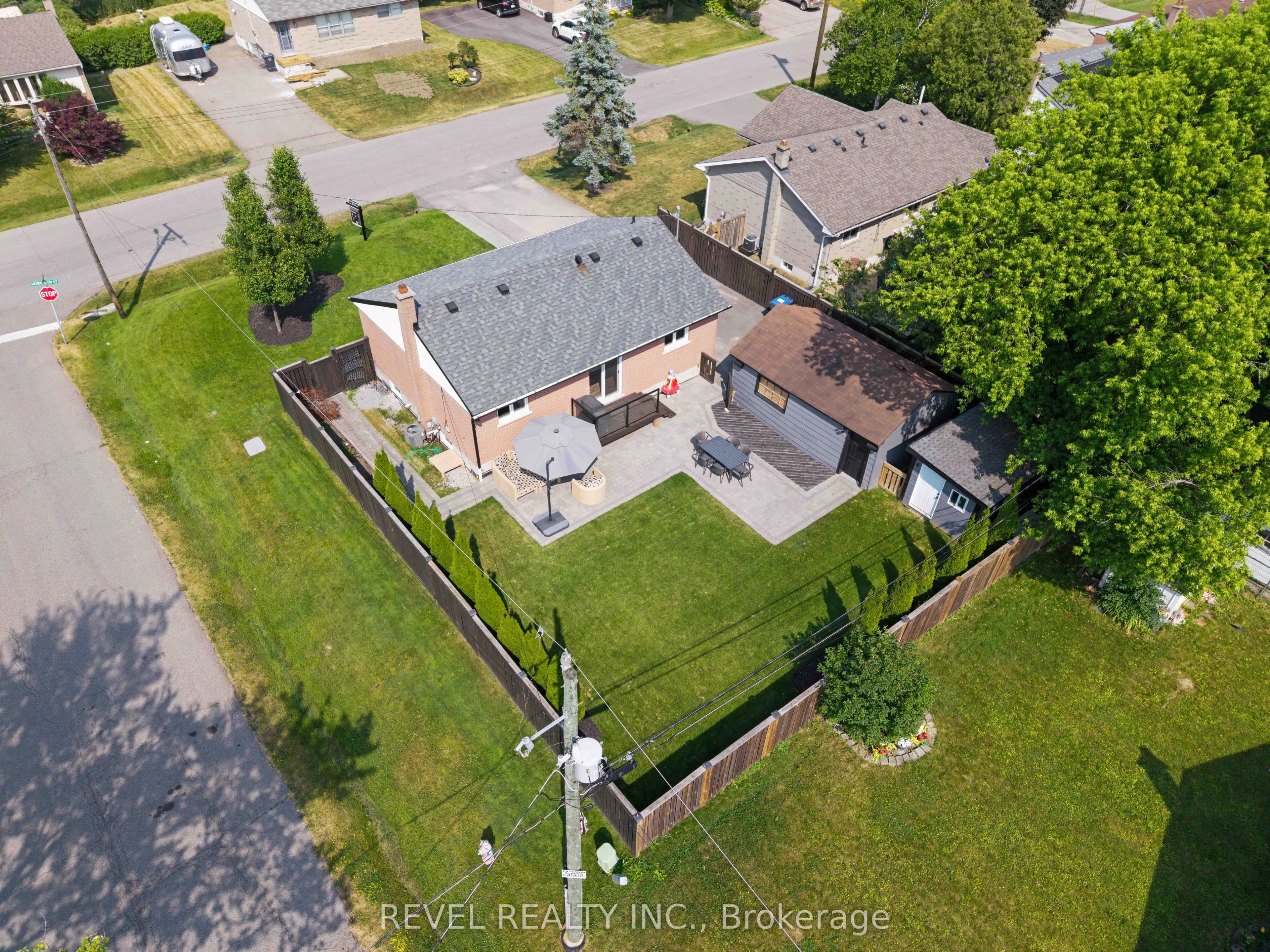 294 Henderson Street