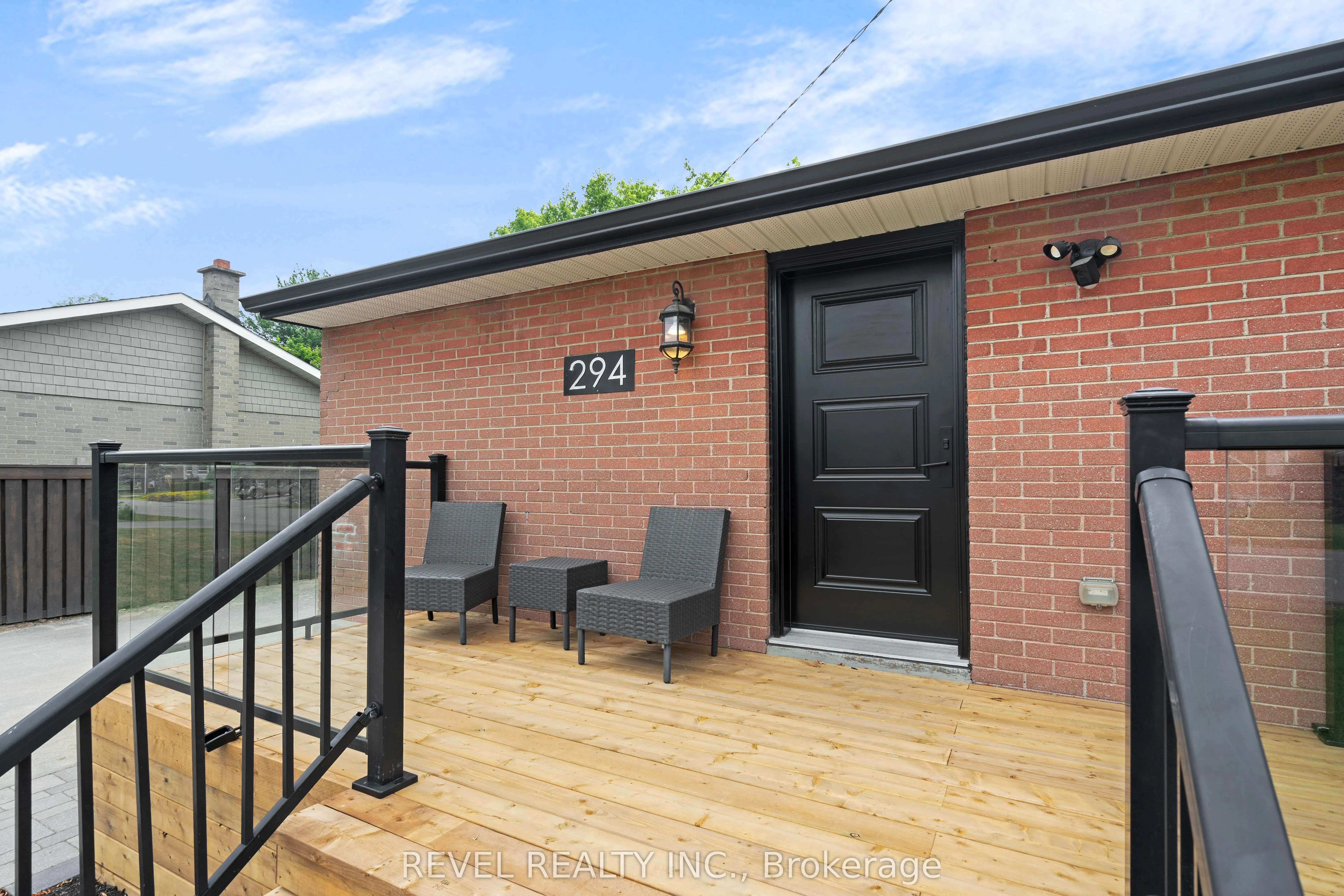 294 Henderson Street